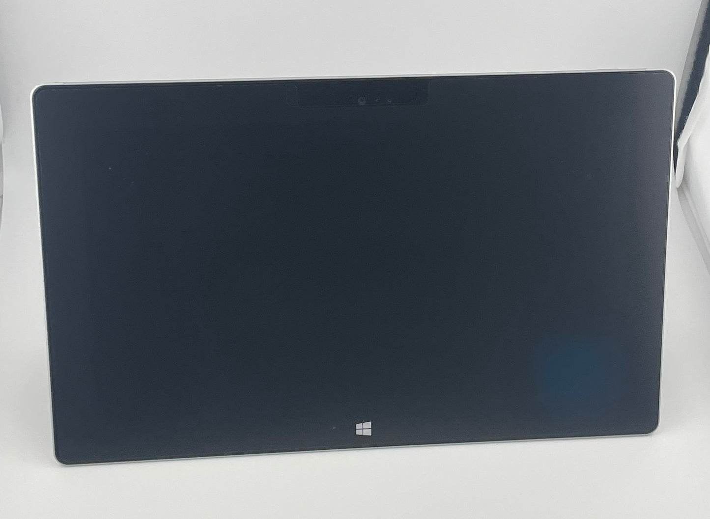 Microsoft Surface 2 32GB RT 1572 Tablet 10.6in WiFi Good