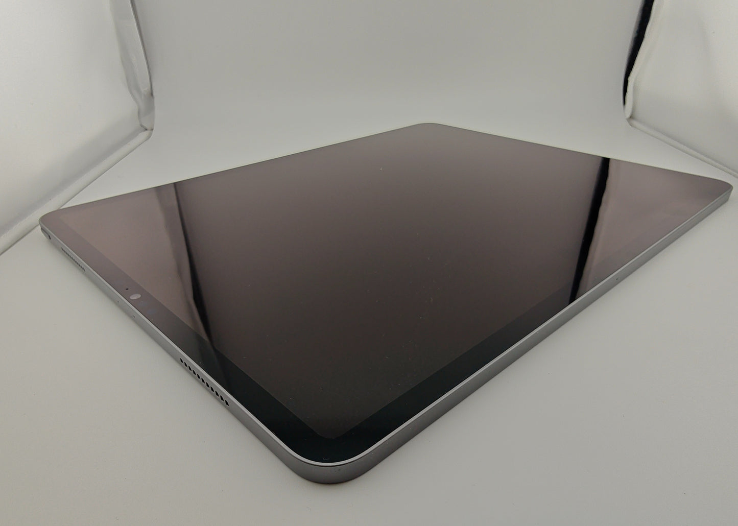 Apple iPad Pro 12.9 5th Generation 128GB WiFi A2378 MHNF3LL/A Space Gray Good