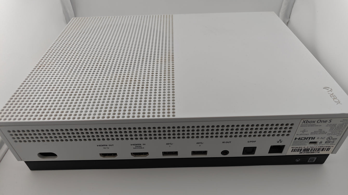 Microsoft Xbox One S 1TB White Console + Controller Good
