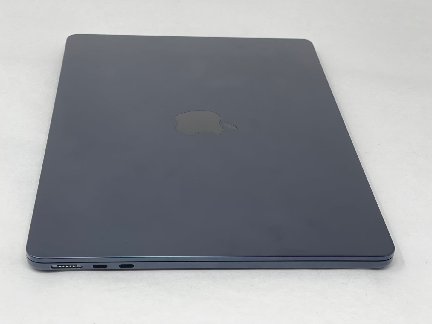 Apple MacBook Air M2 512GB SSD 16GB RAM 10-Core GPU 2022 Midnight A2681