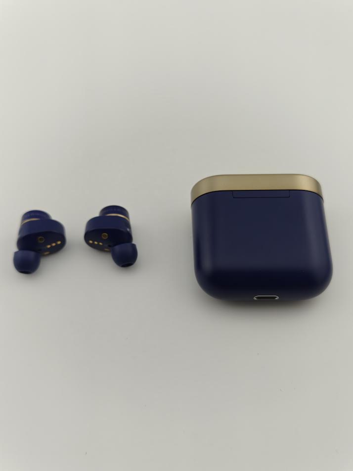 Bowers & Wilkins Pi7 S2 In-Ear True Wireless Earbuds Midnight Blue