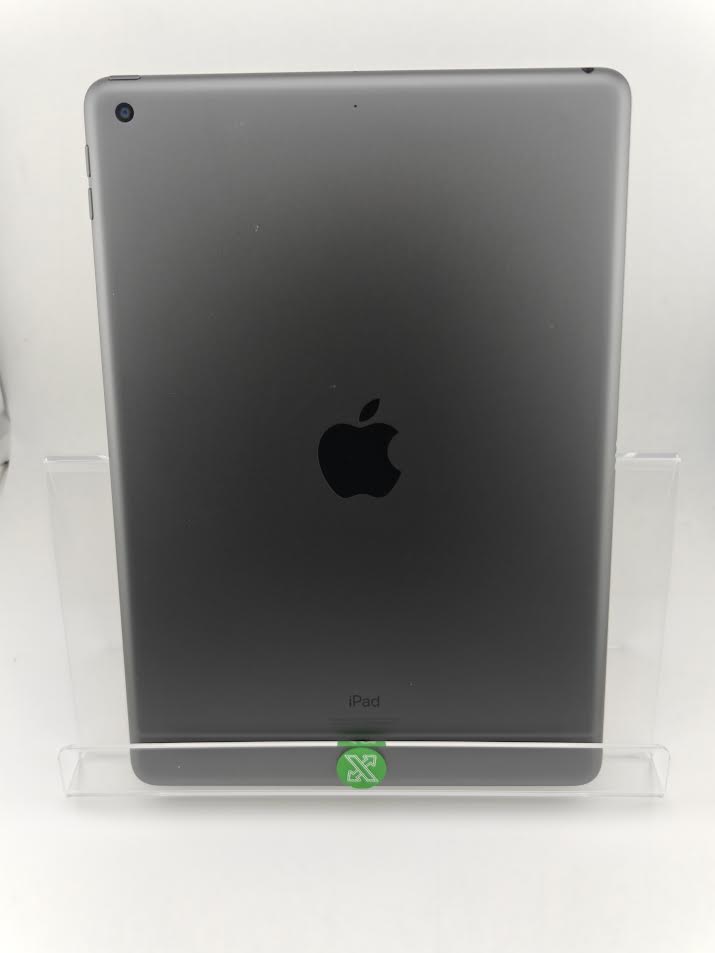 Apple iPad 8th Gen 10.2in 32GB WiFi Space Gray A2270 MYL92LL/A Excellent