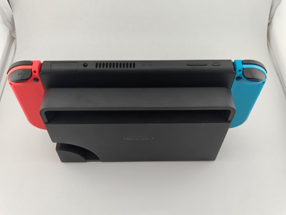 Nintendo Switch OLED 64GB Neon Red and Neon Blue Excellent