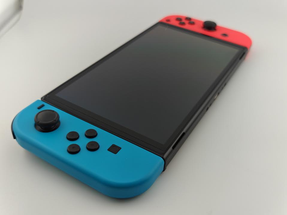 Nintendo Switch OLED 64GB Neon Red and Neon Blue Excellent