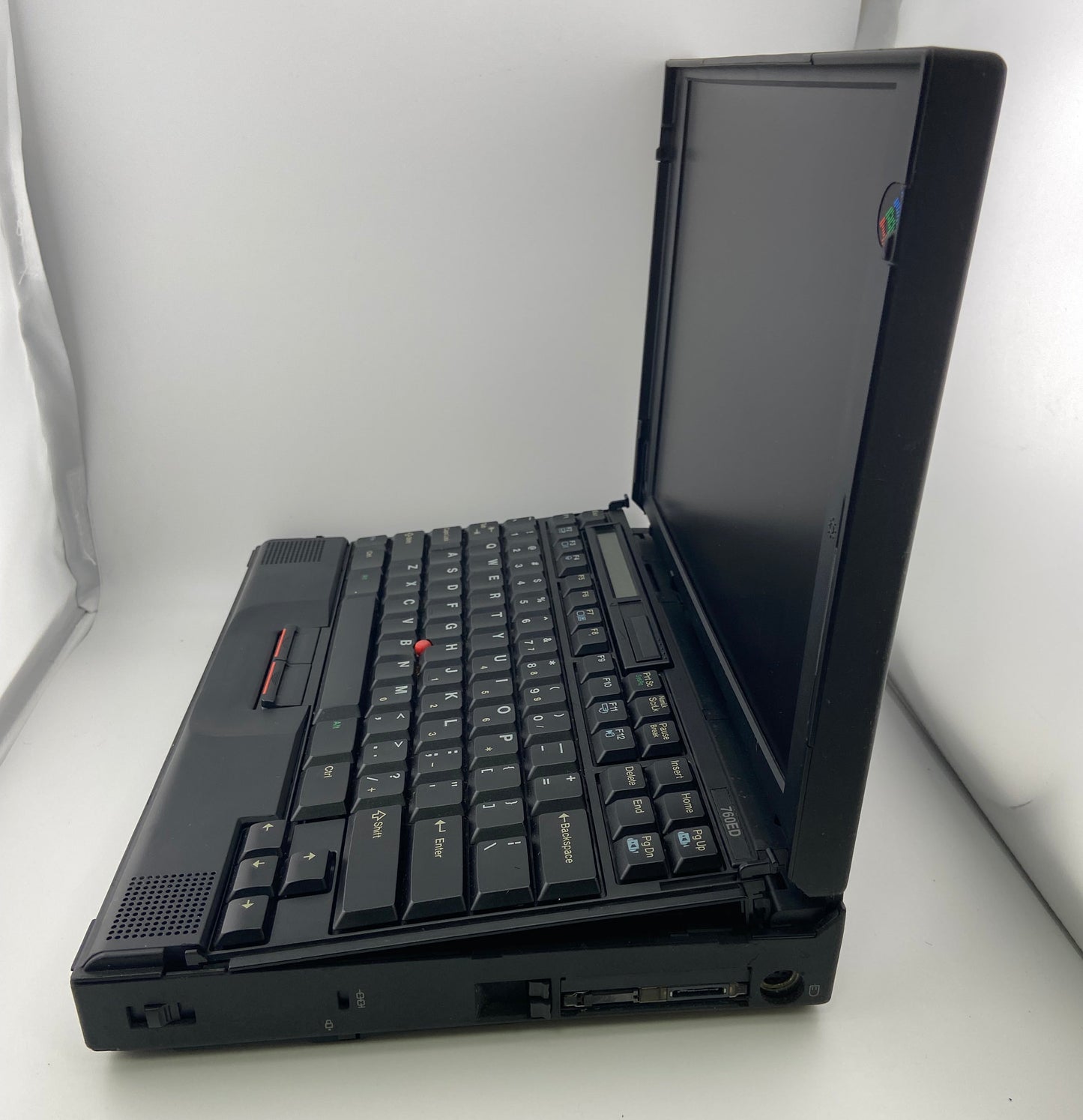 IBM ThinkPad 760ED 9546 Vintage Laptop AS-IS No HDD