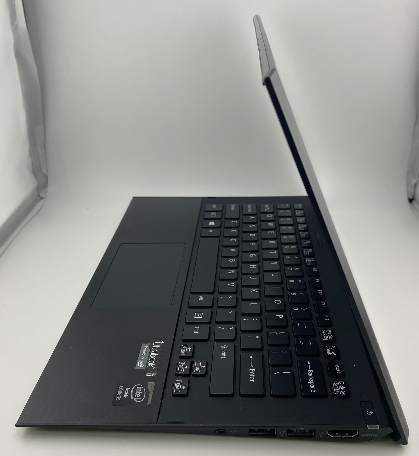 Sony Vaio Pro 11 SVP112A1CL Intel Core i5-4200U 128GB SSD 4GB RAM Laptop