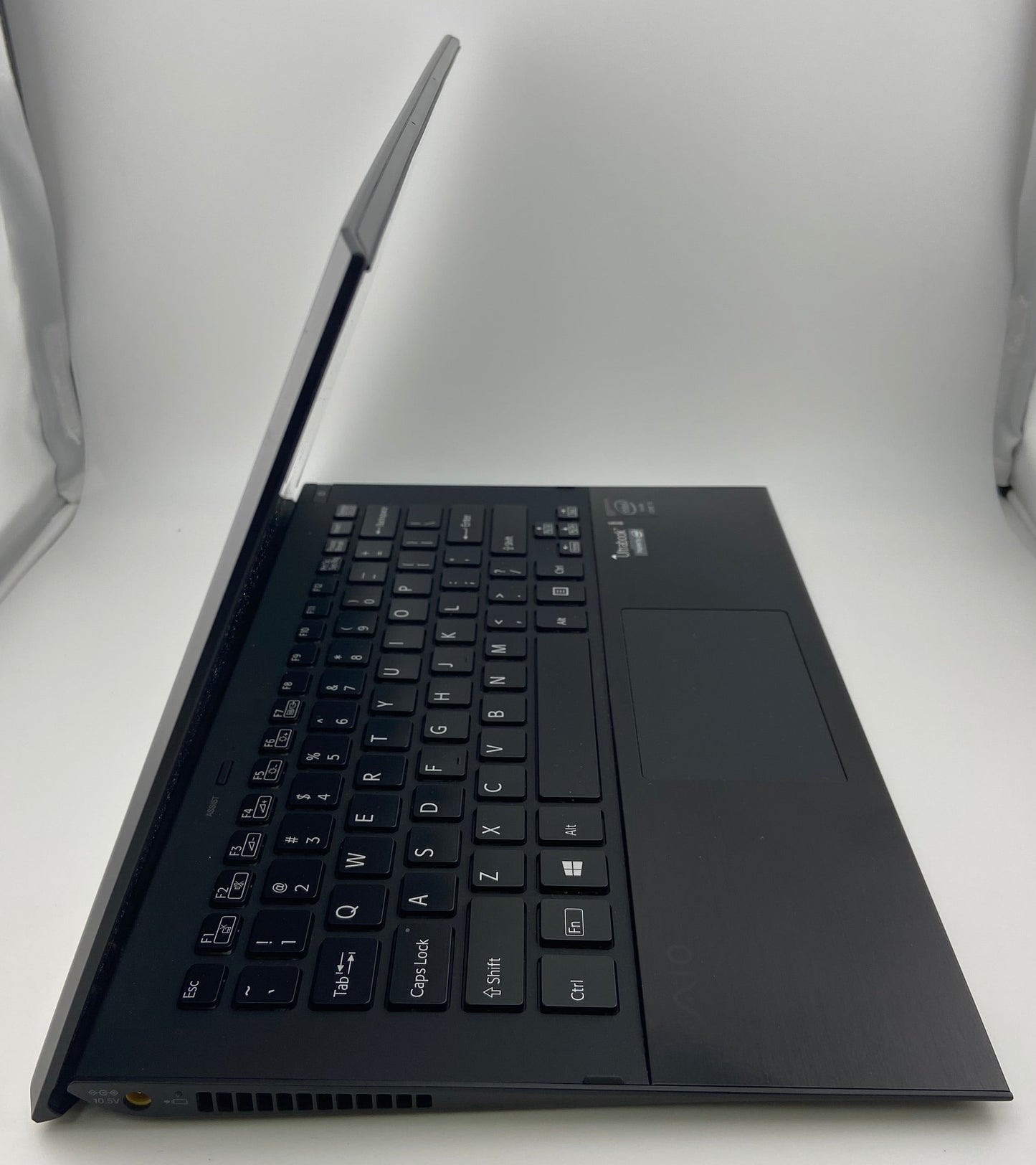 Sony Vaio Pro 11 SVP112A1CL Intel Core i5-4200U 128GB SSD 4GB RAM Laptop