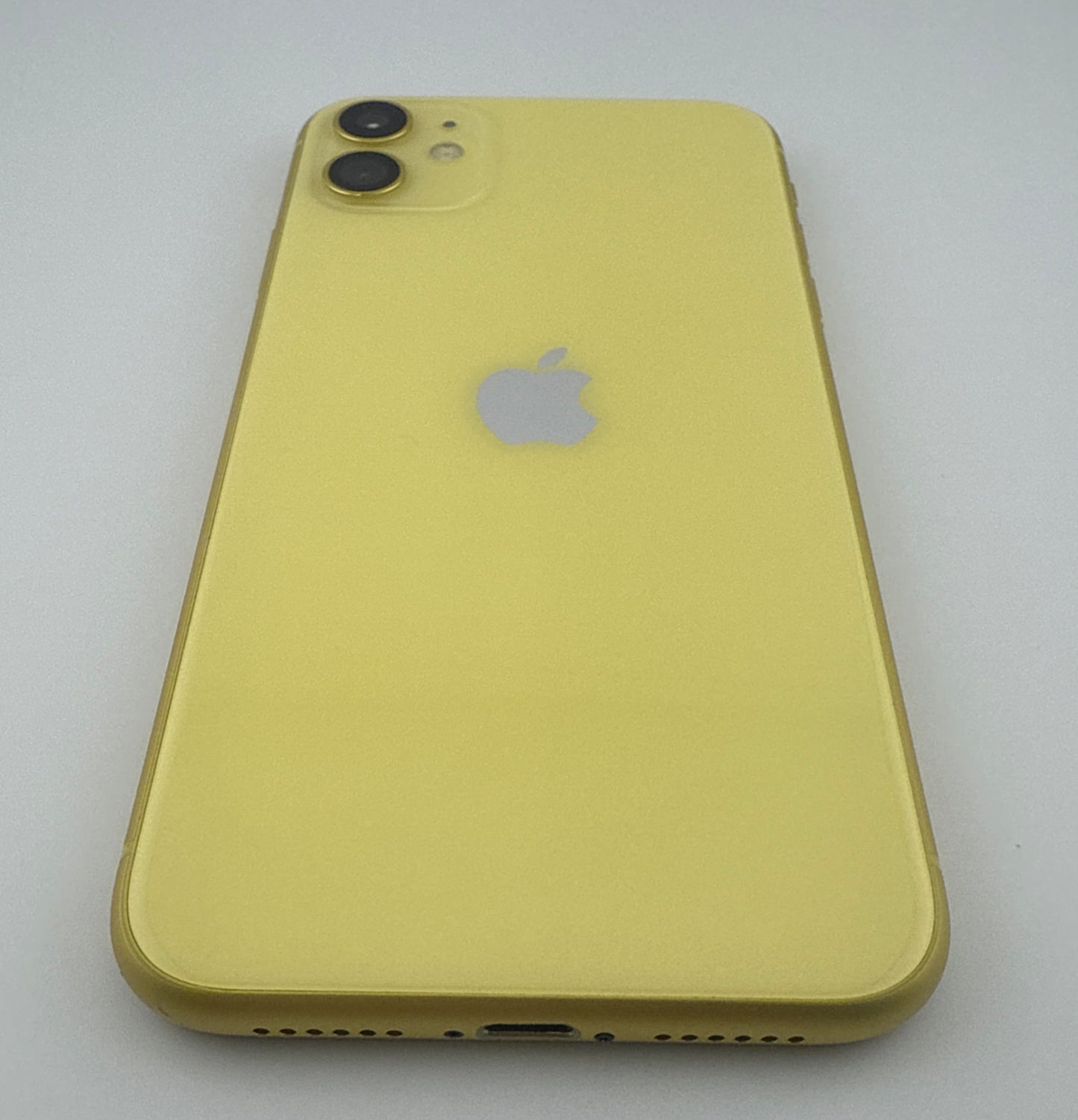 Apple iPhone 11 256GB Unlocked A2221 Yellow MWLP2LL/A