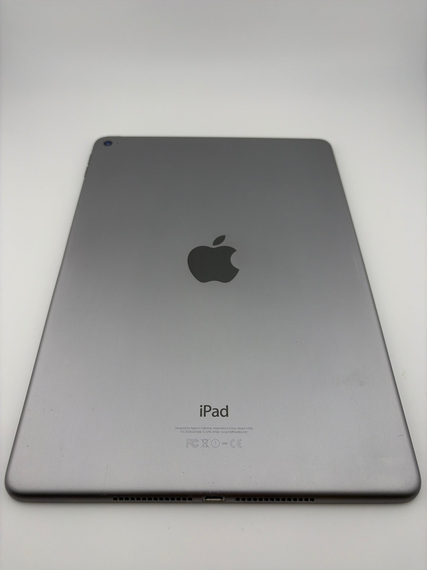 Apple iPad Air 2 128GB Wi-Fi A1566 Space Gray Used