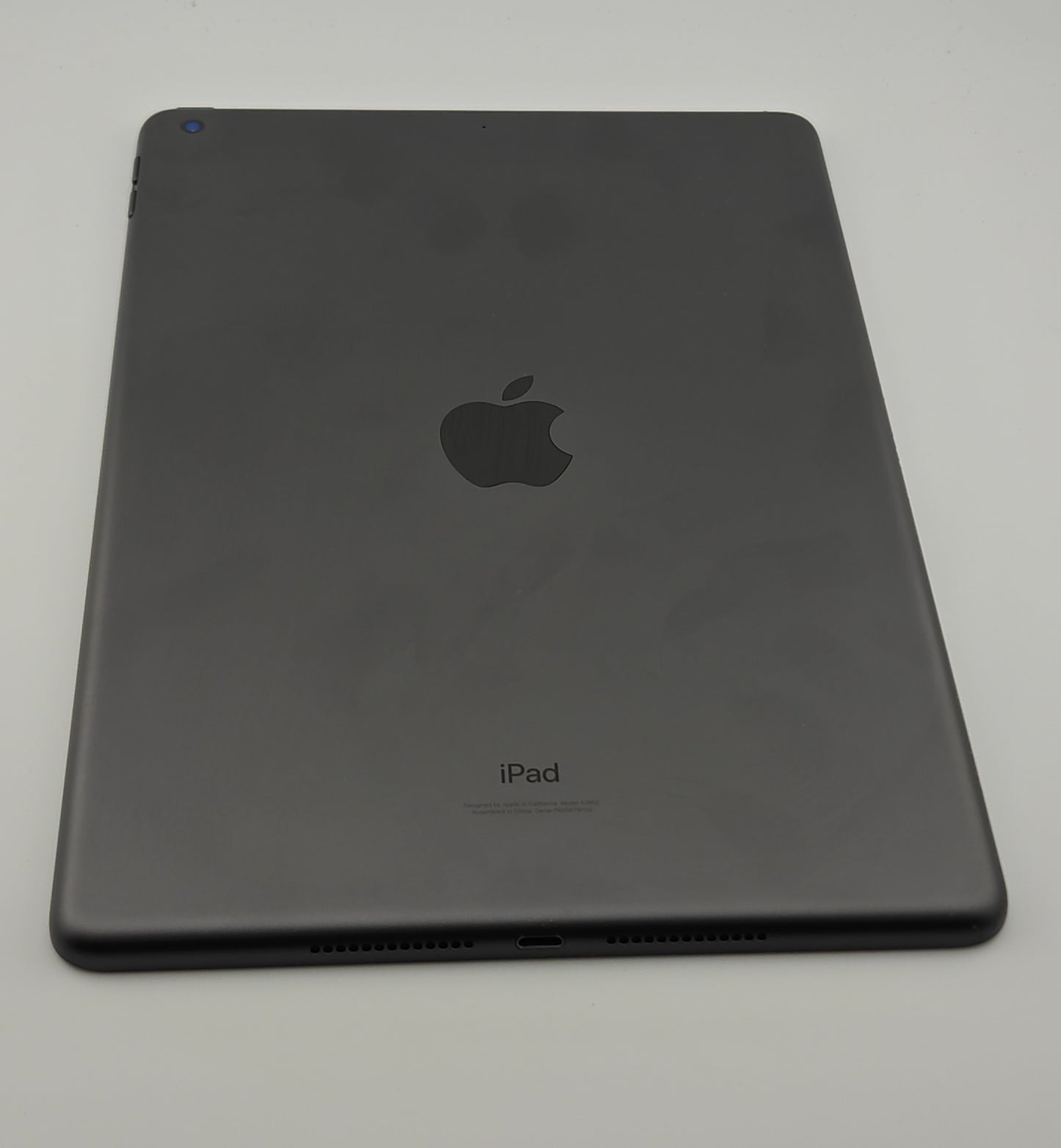 Apple iPad 9th Generation 10.2 64GB WiFi A2602 MK2K3LL/A Space Gray Excellent