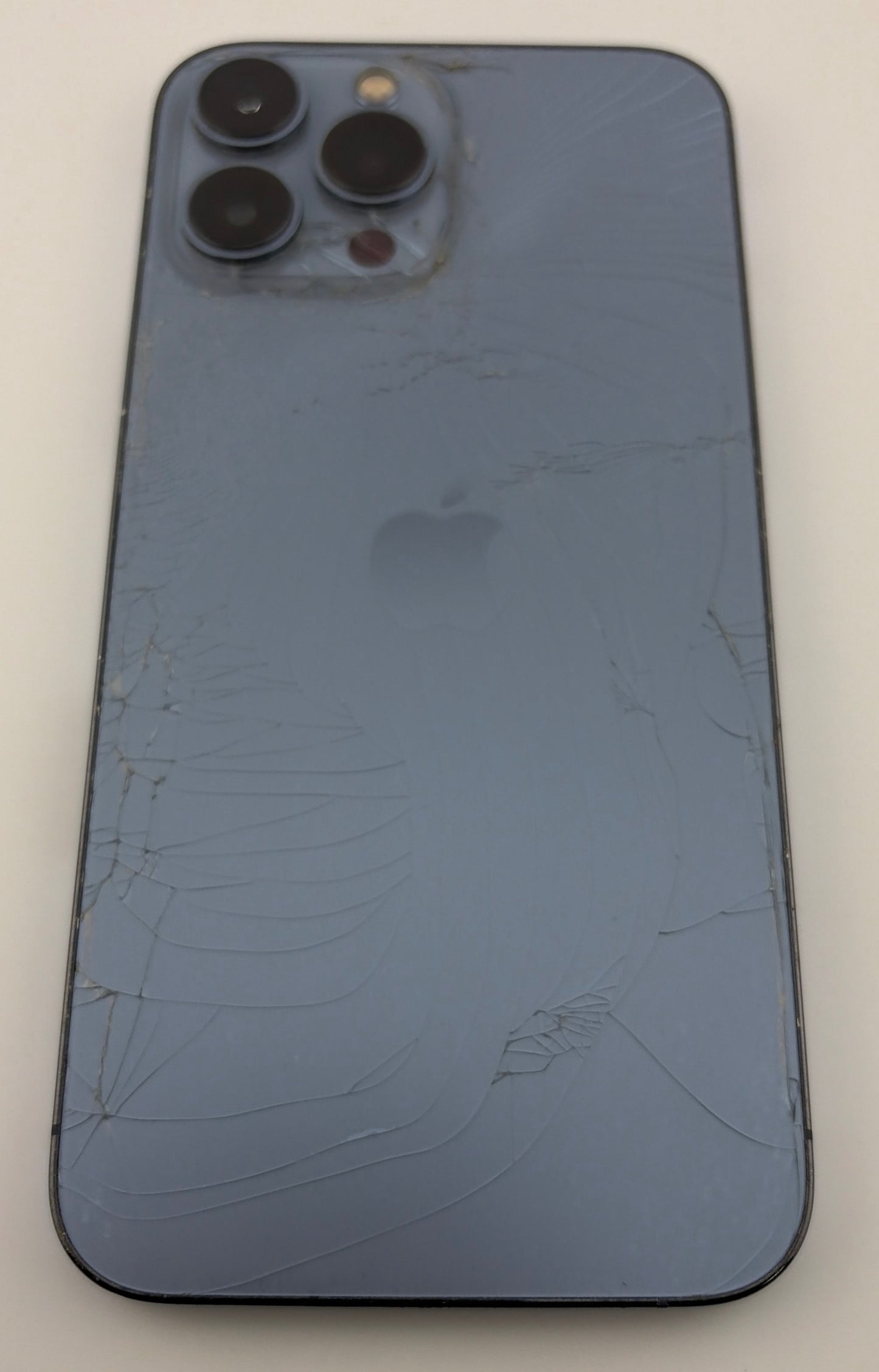 Apple iPhone 13 Pro Max 256GB Unlocked A2484 Sierra Blue Poor