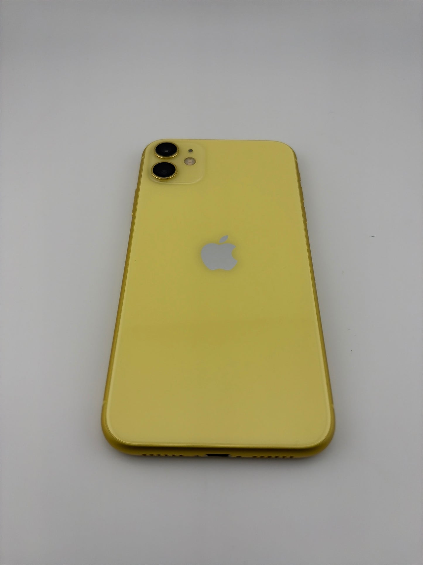 Apple iPhone 11 64GB Unlocked A2111 Yellow Excellent