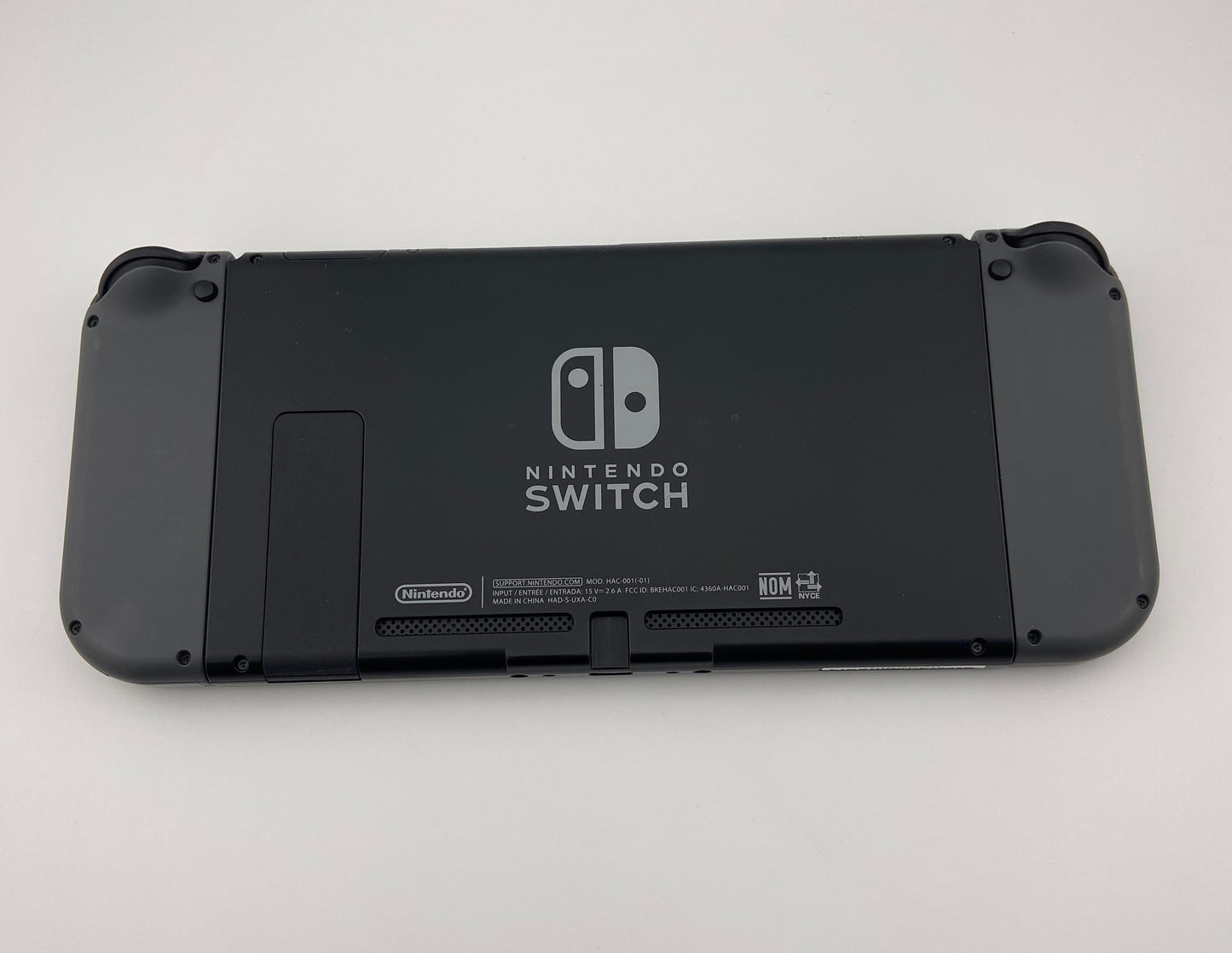 Nintendo Switch Console with Gray Joy-Cons Excellent