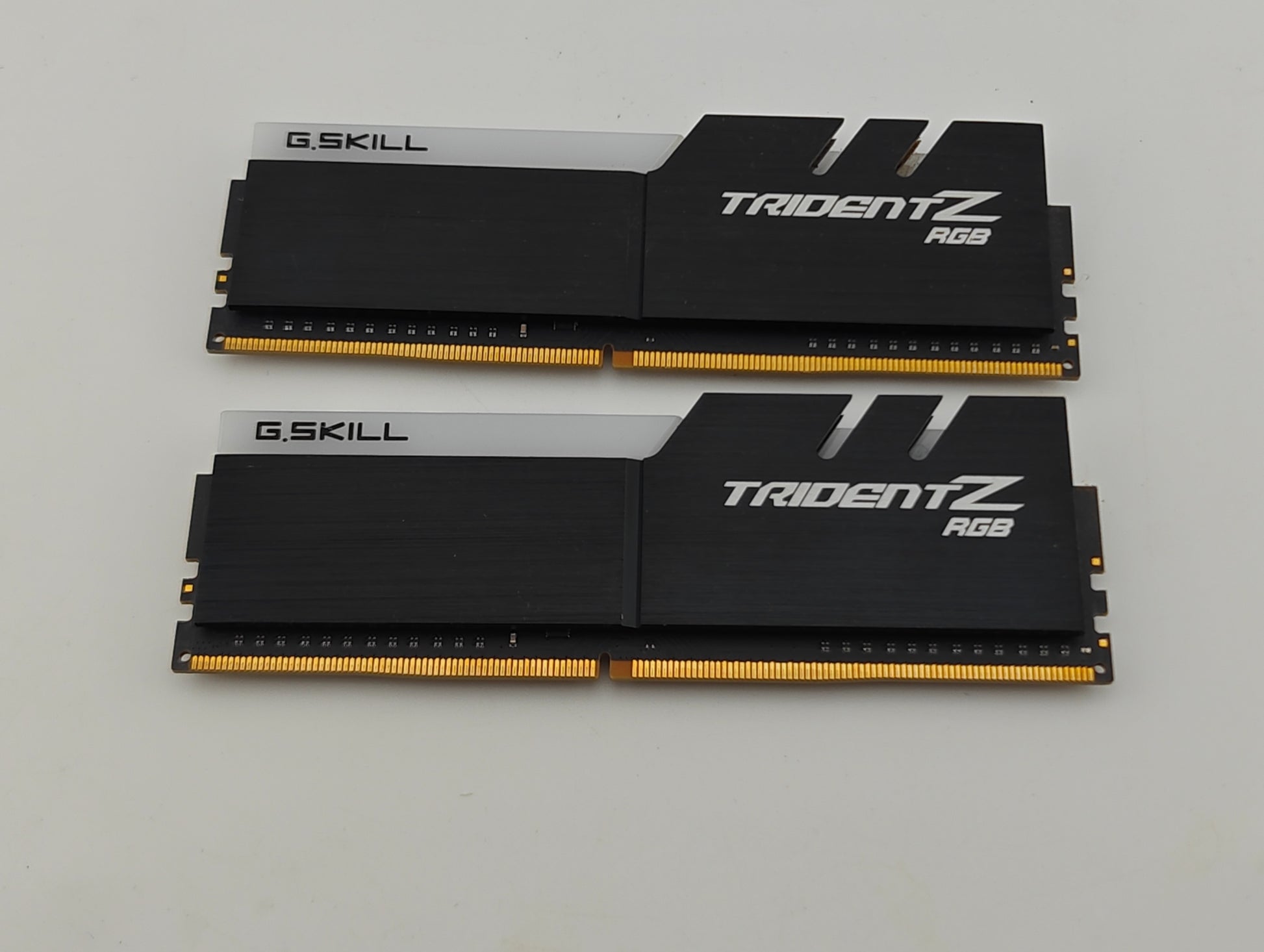 img-hash:bce80f37e32fc01a7a5006524bfd274521154e12e9e2514ecbc4d6e0ac6c9db6