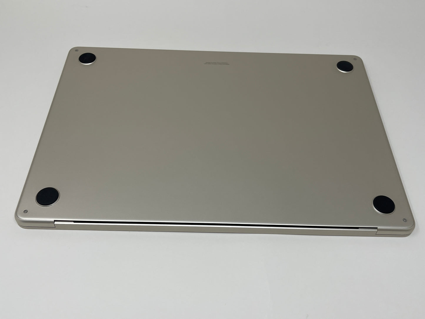 Apple Macbook Air M2 Chip 8-Core 15in 512GB SSD 8GB RAM A2941 2023 Starlight