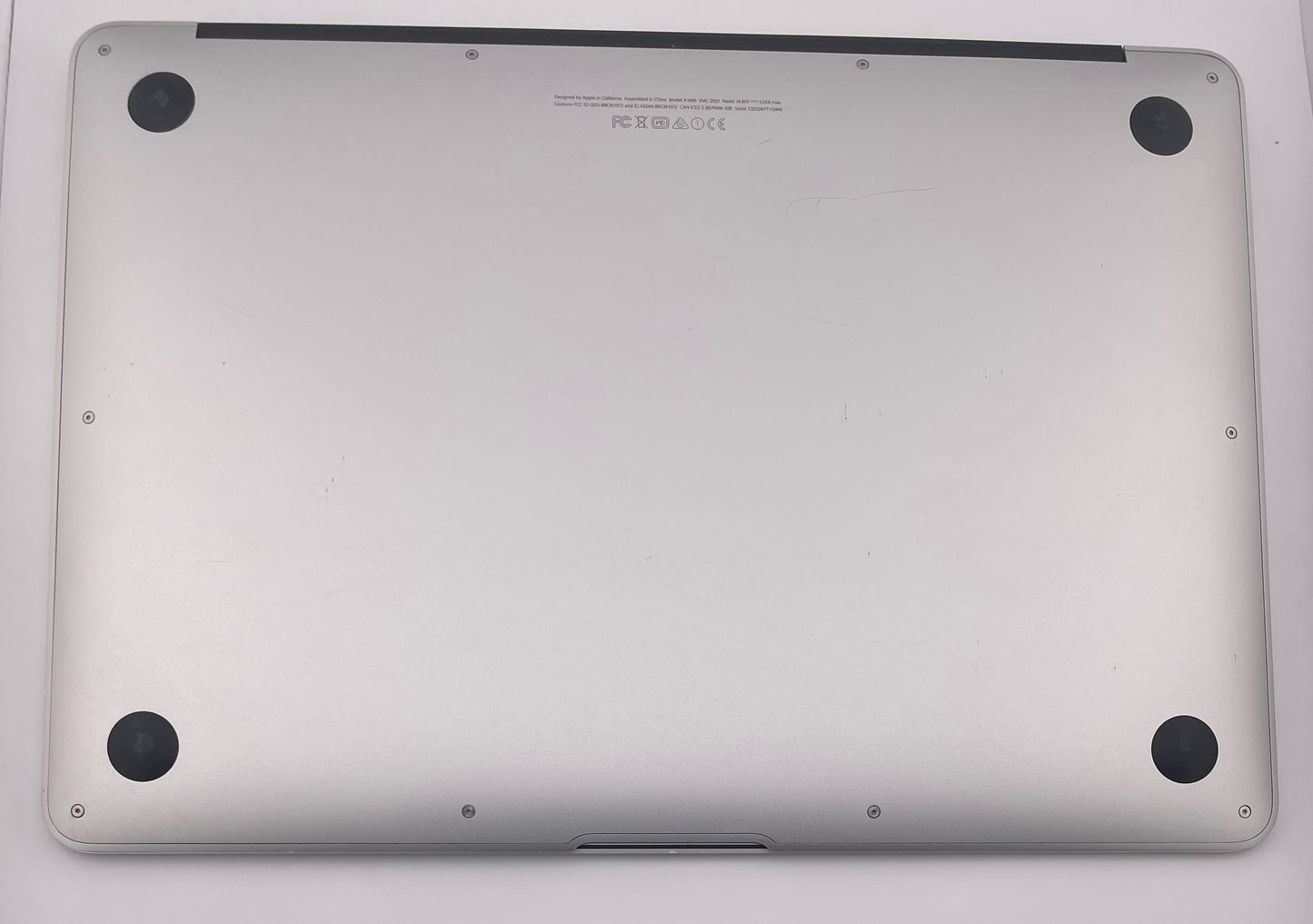 Apple Macbook Air Core i5 1.6GHz 13in 128GB 4GB A1466 MJVE2LL/A Early 2015