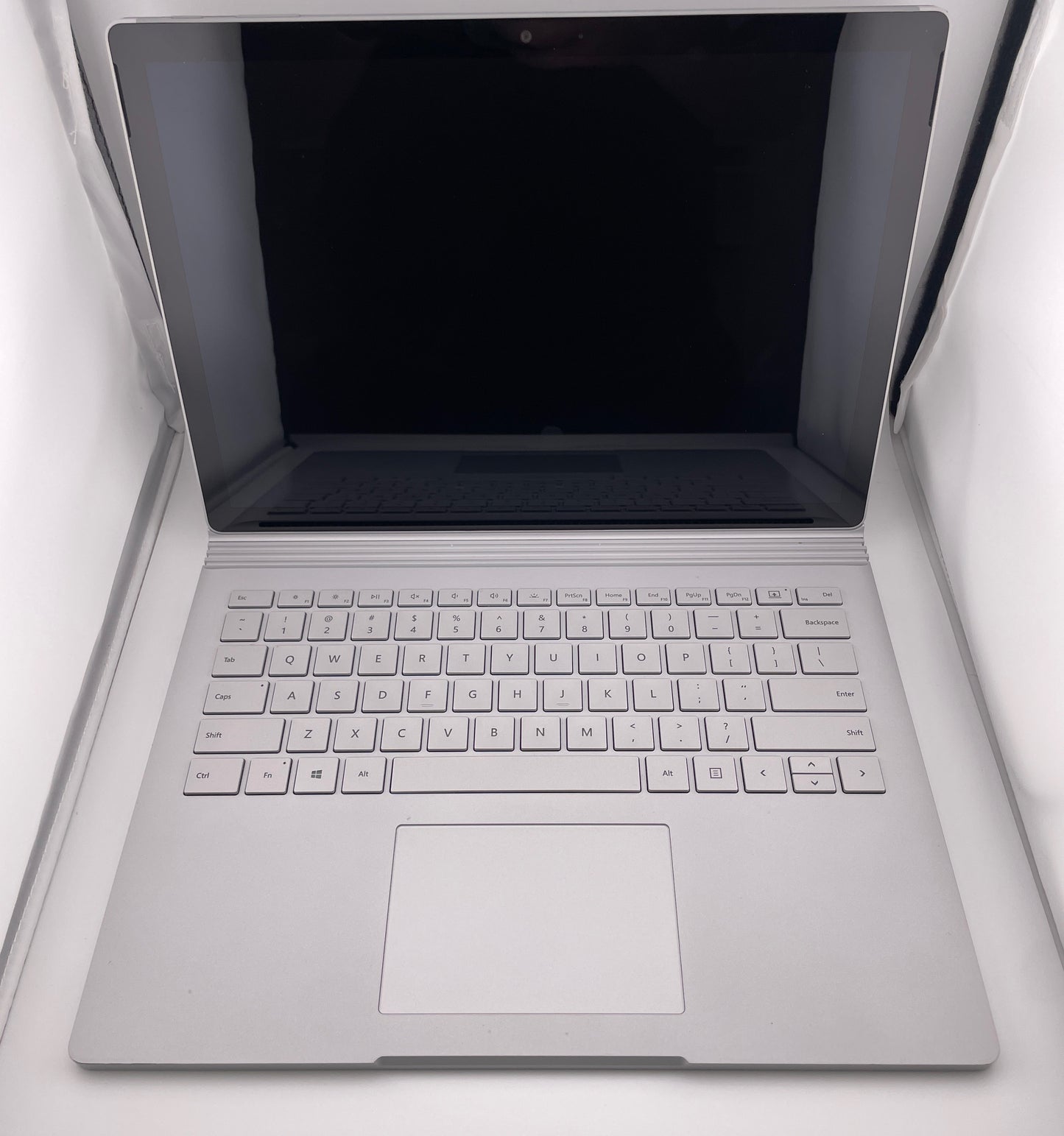 Microsoft Surface Book 2 13.5in i7-8650U 256GB SSD 8GB RAM Good