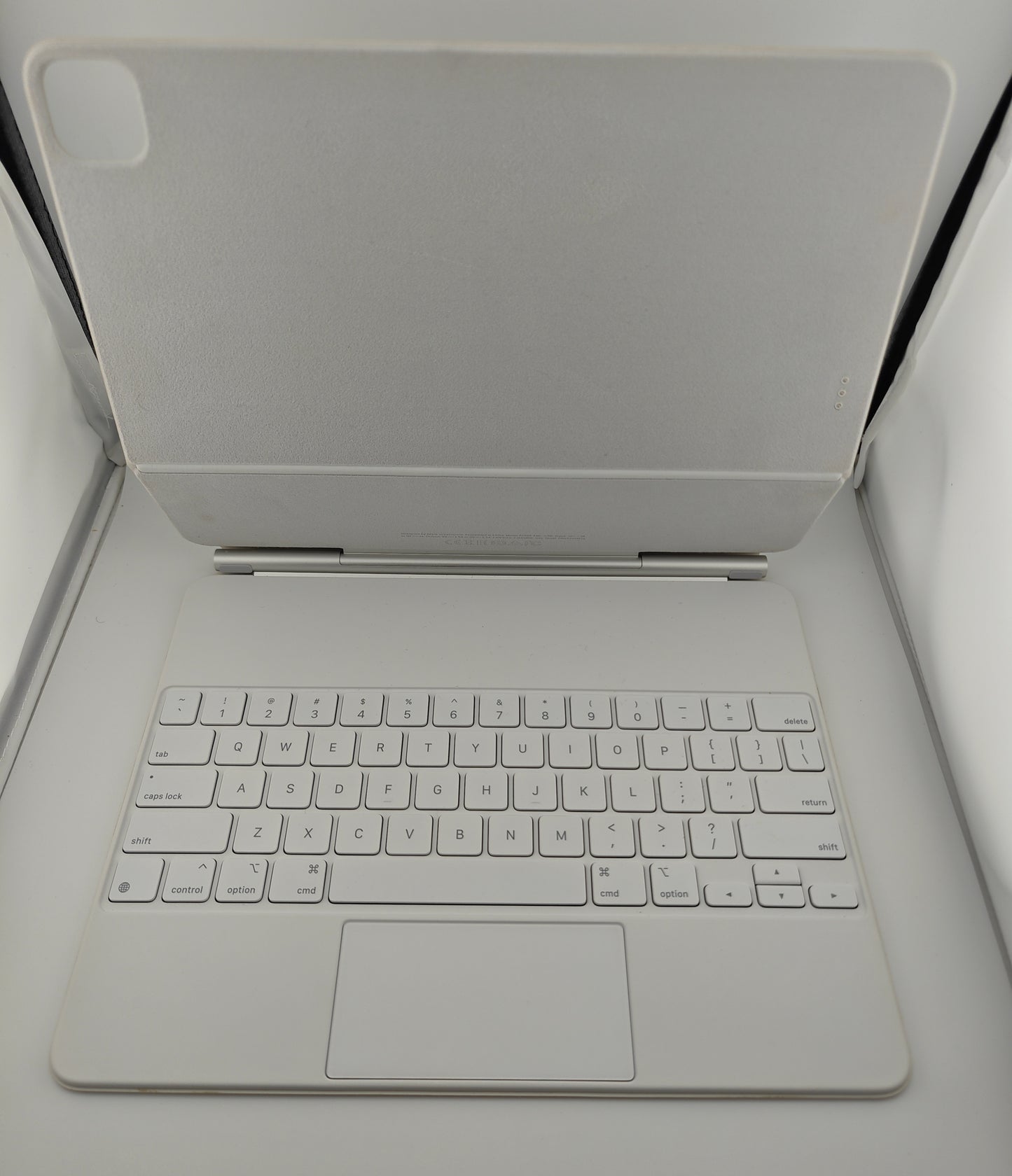 Apple Magic Keyboard White for iPad Pro 12.9 A2480 Excellent