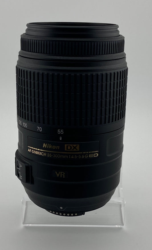 Nikon DX Nikkor 55-300mm 1:4.5-5.6G ED VR Lens