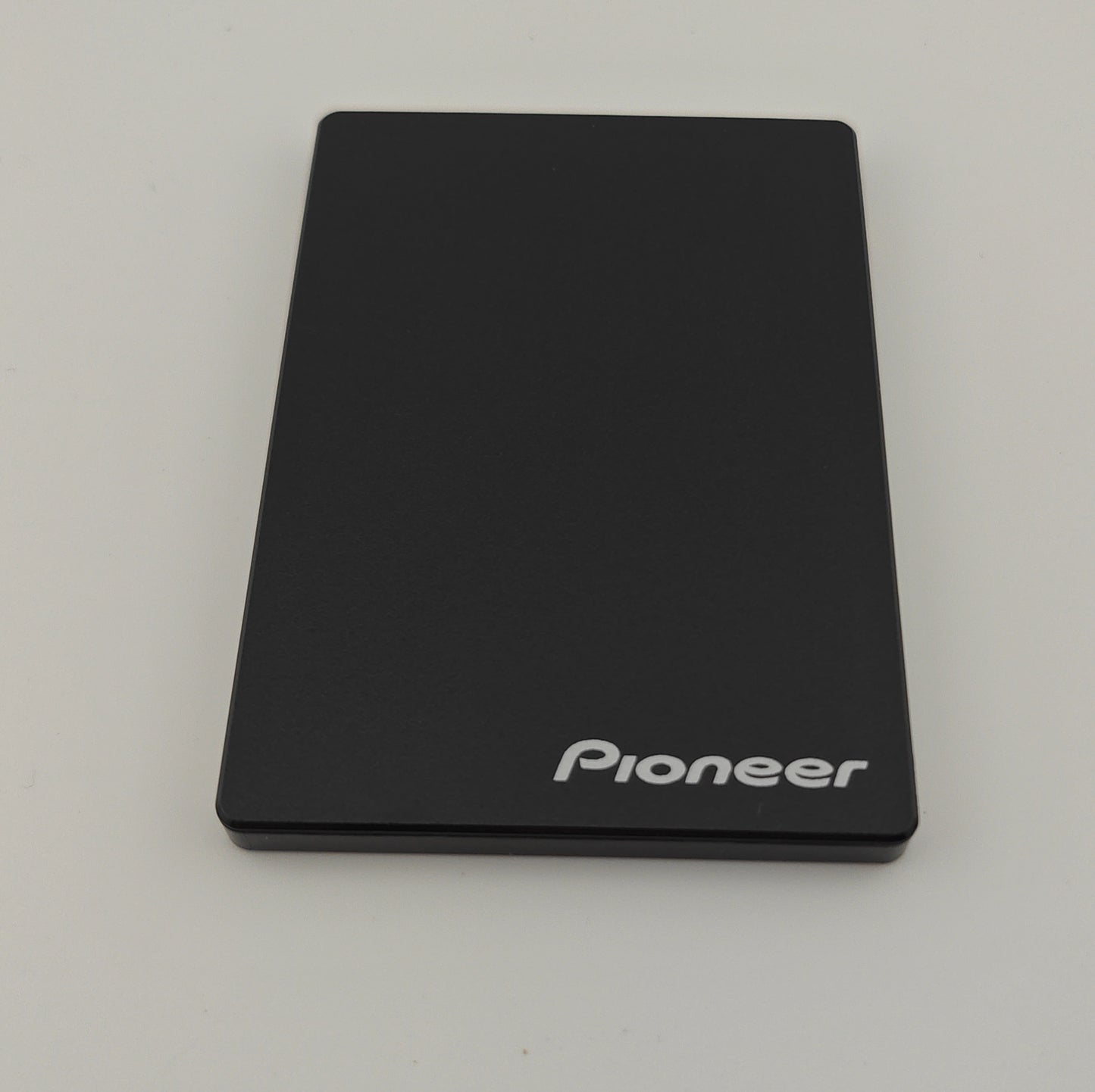 Pioneer 3D NAND Internal SSD 1TB -2.5" SATA 3 6 GB/s Solid State Drive APS-SL3N-1T Black
