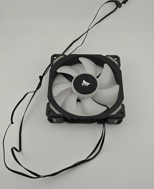 Corsair ML120 PRO 120mm PWM Premium Magnetic Levitation Fans Set of 3