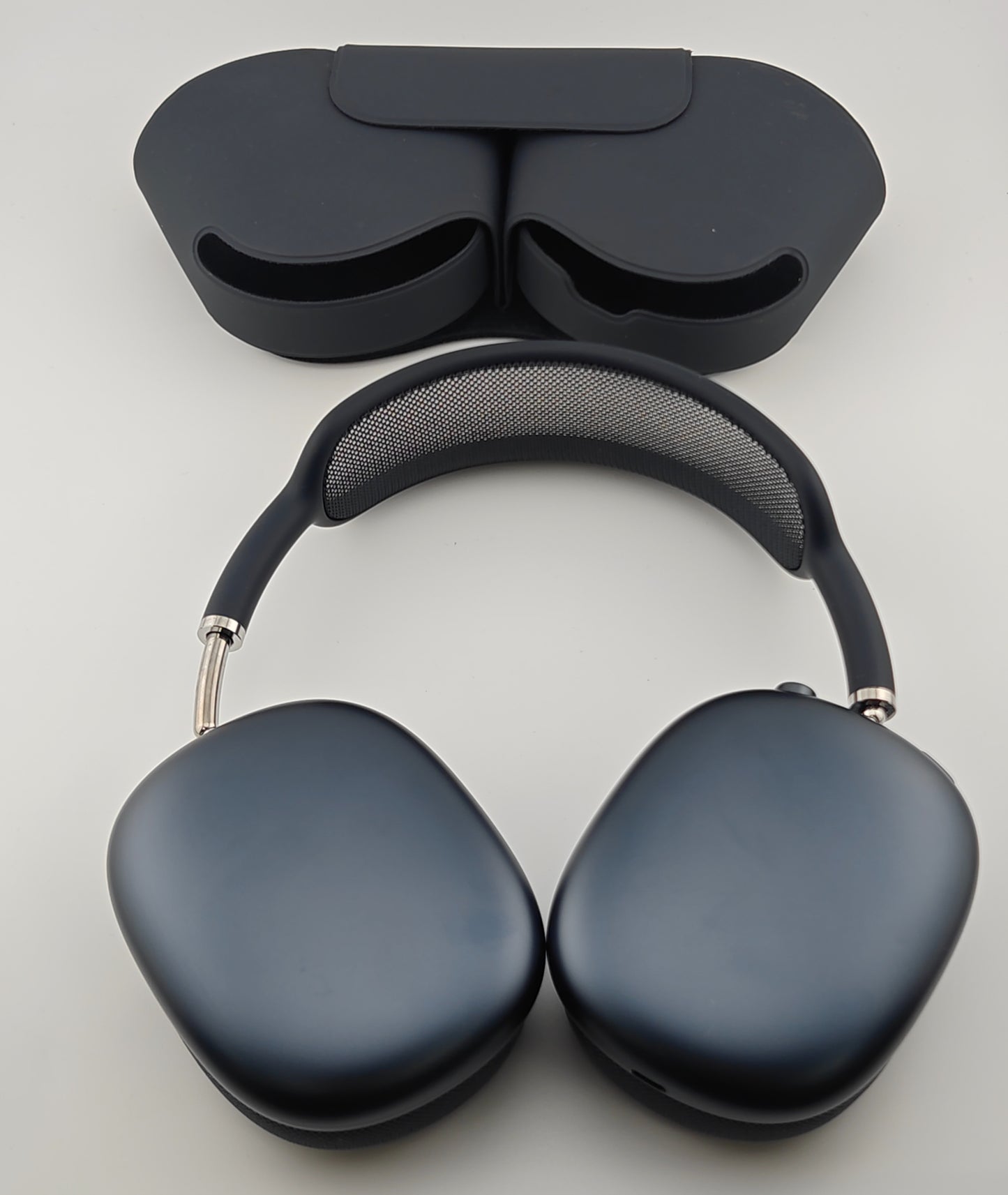 Apple Airpods Max with USB-C 2024 A3184 Midnight Excellent