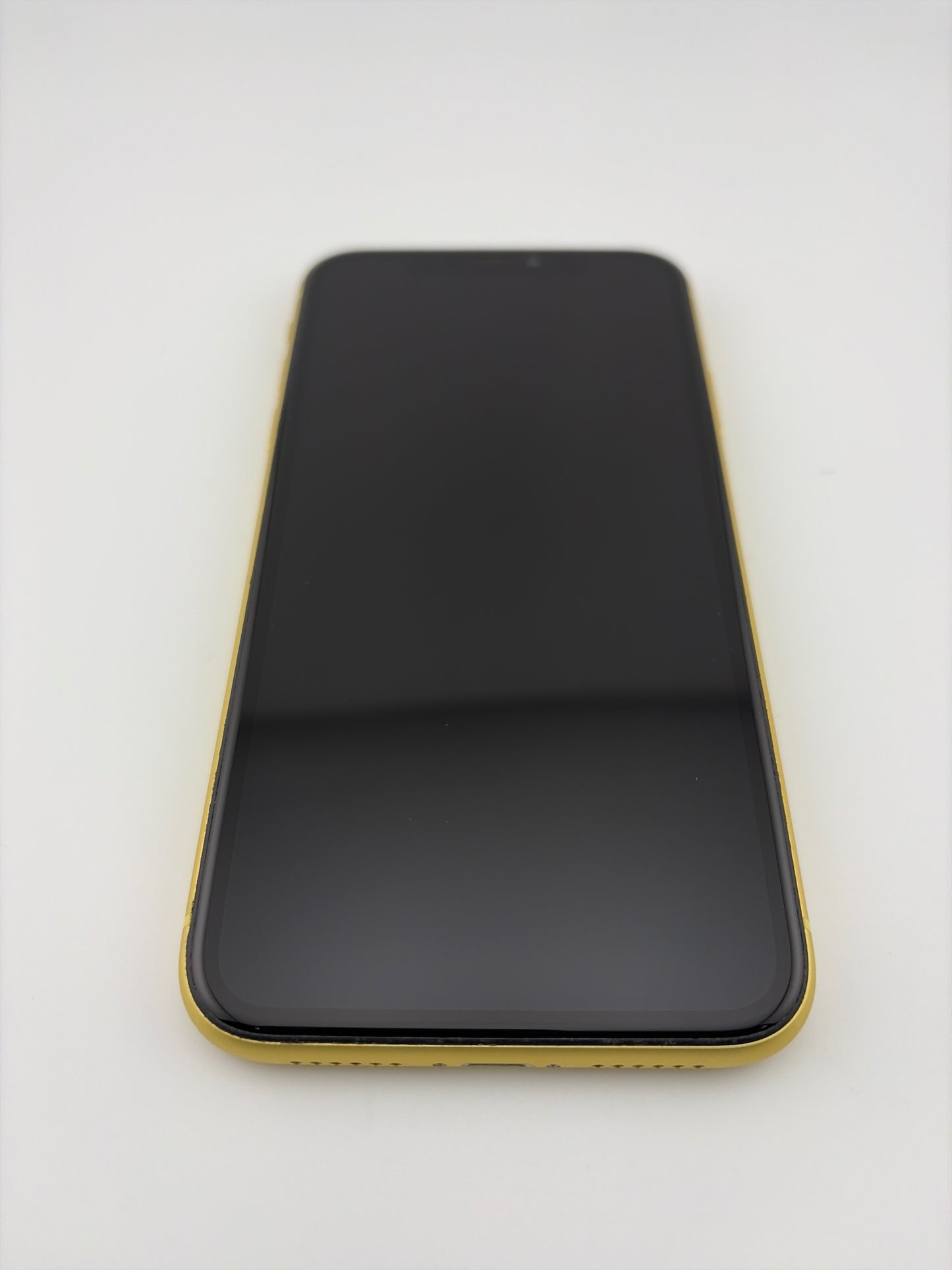 Apple iPhone 11 64GB Unlocked A2111 Yellow Excellent