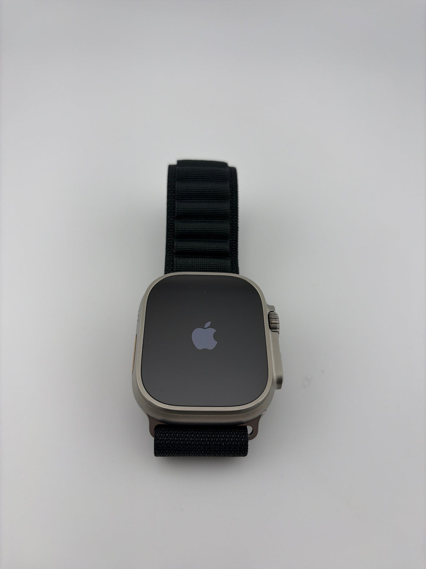 Apple Watch Ultra 49mm Titanium Black Alpine Loop A2622 GPS Cellular Excellent