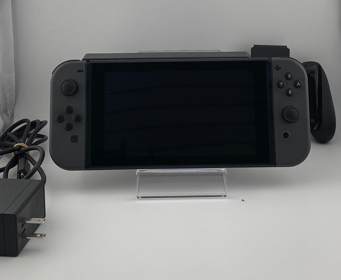 Nintendo Switch Console with Gray Joy-Cons Excellent