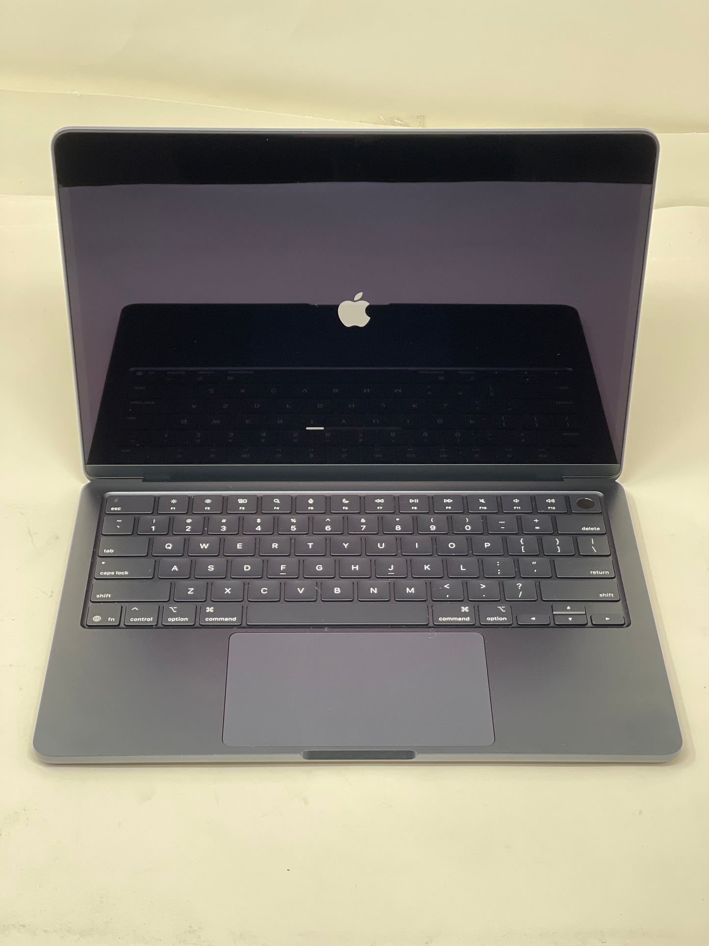 Apple Macbook Air M4 Chip 10-Core 13in 256GB SSD 16GB RAM 8-Core GPU A3240 2025 Midnight
