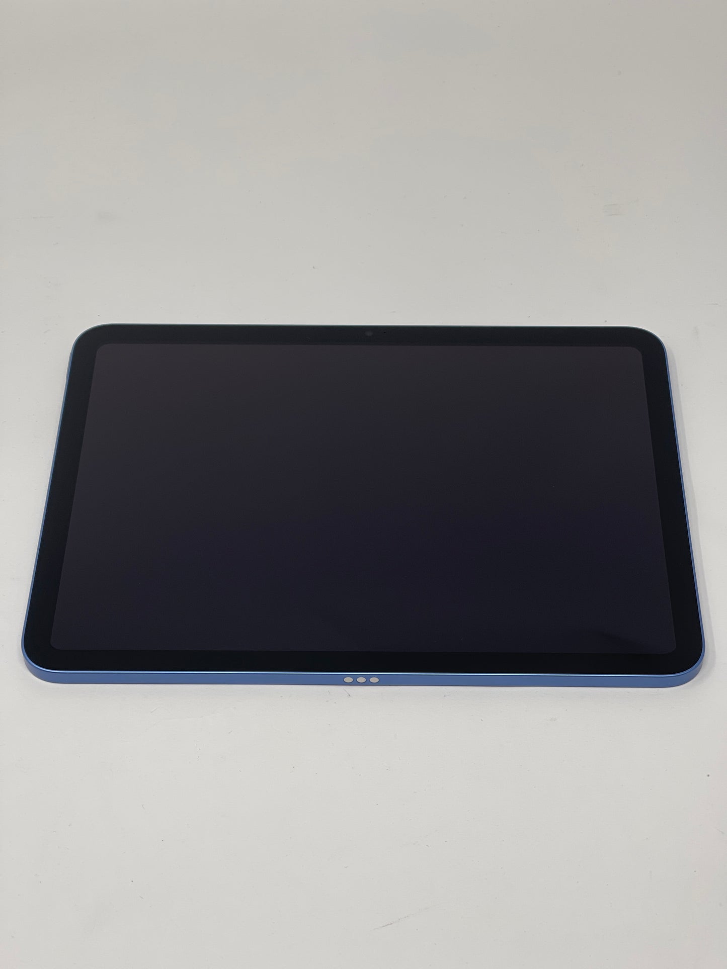 iPad 10th Generation 64GB WiFi Blue A2696 MPQ13LL/A