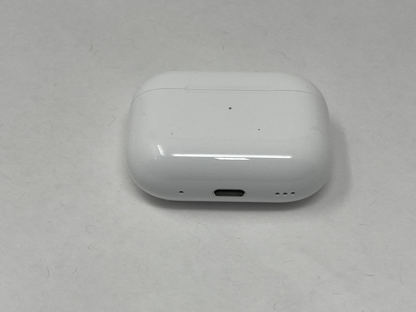 Apple Airpods Pro 2nd Gen With MagSafe Case USB-C MTJV3AM/A Exellent
