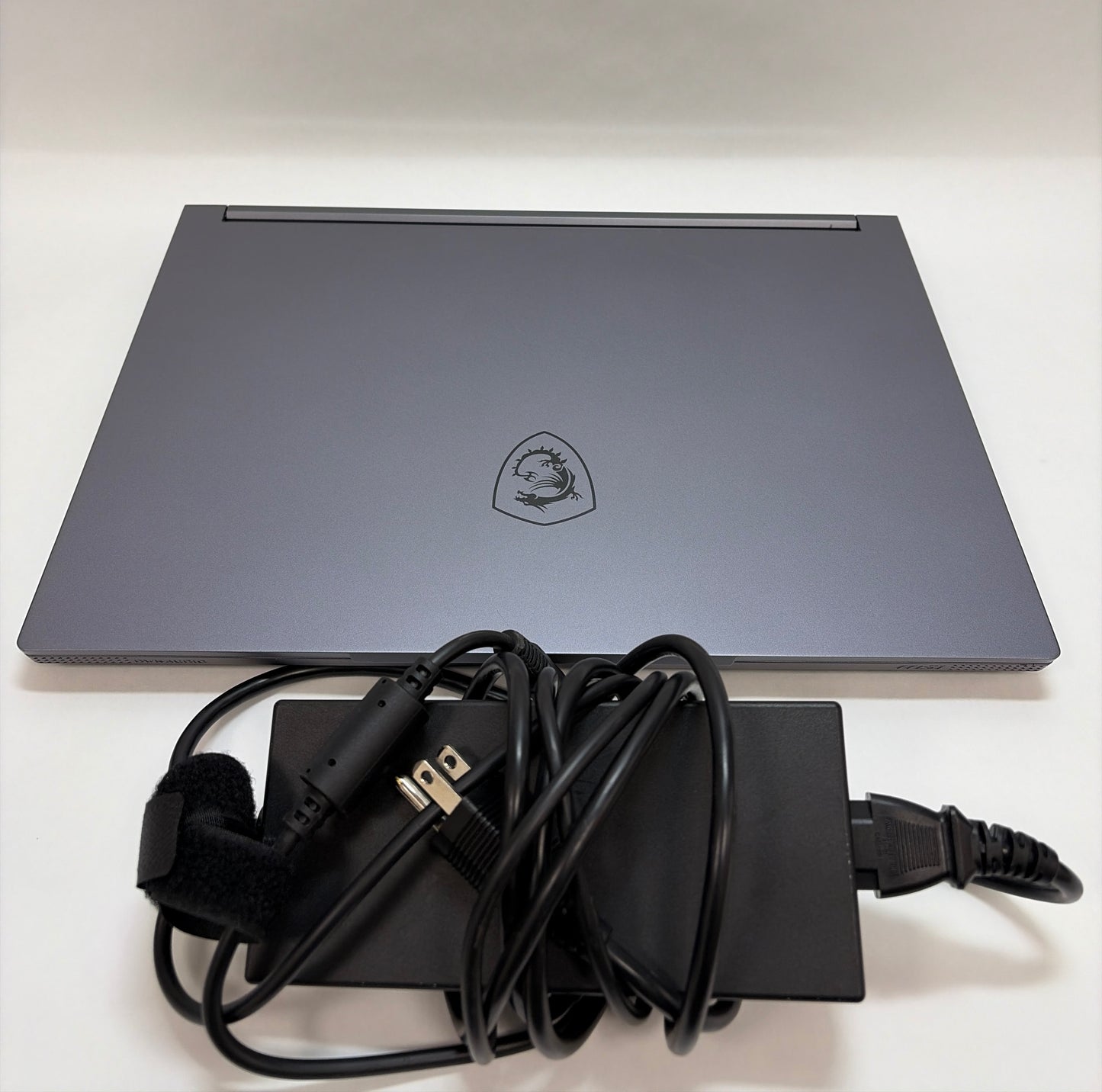 MSI Creator 16 4K AI Studio Intel Ultra 9 1TB SSD 32GB RAM RTX 4080 Gray
