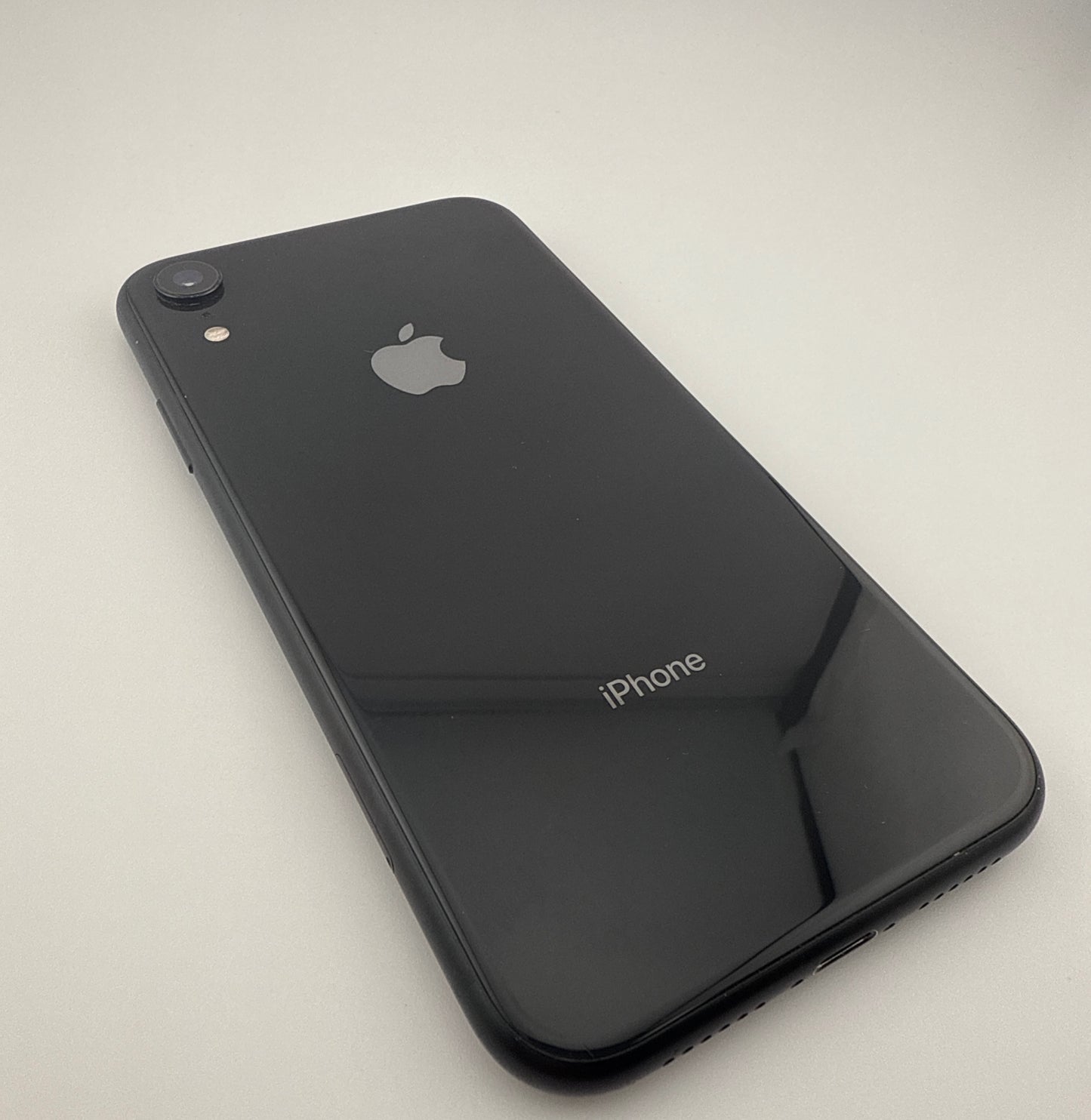 Apple iPhone Xr 128GB Unlocked A1984 Black MRYY2LL/A Good