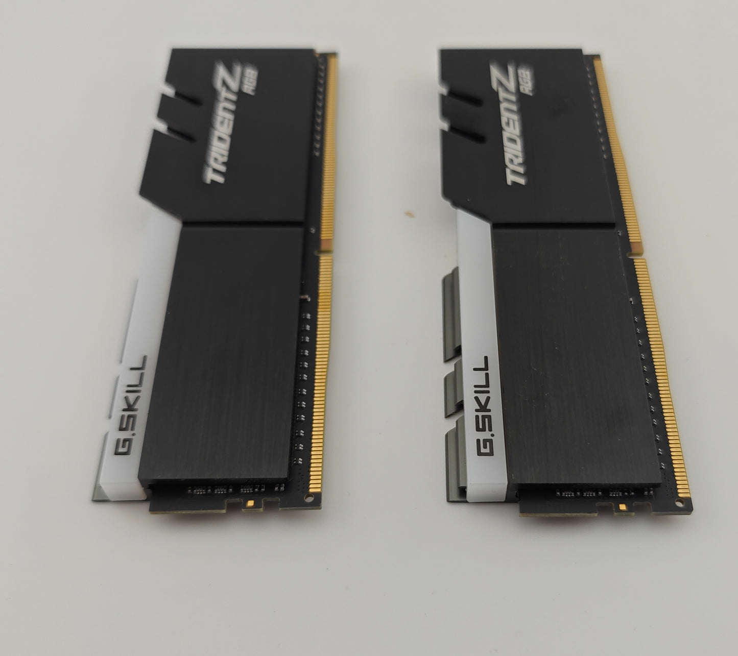 G.SKILL TridentZ RGB 16GB (2 x 8GB) RAM DDR4 3000 (PC4 24000) Memory F4-3000C16D-16GTZR