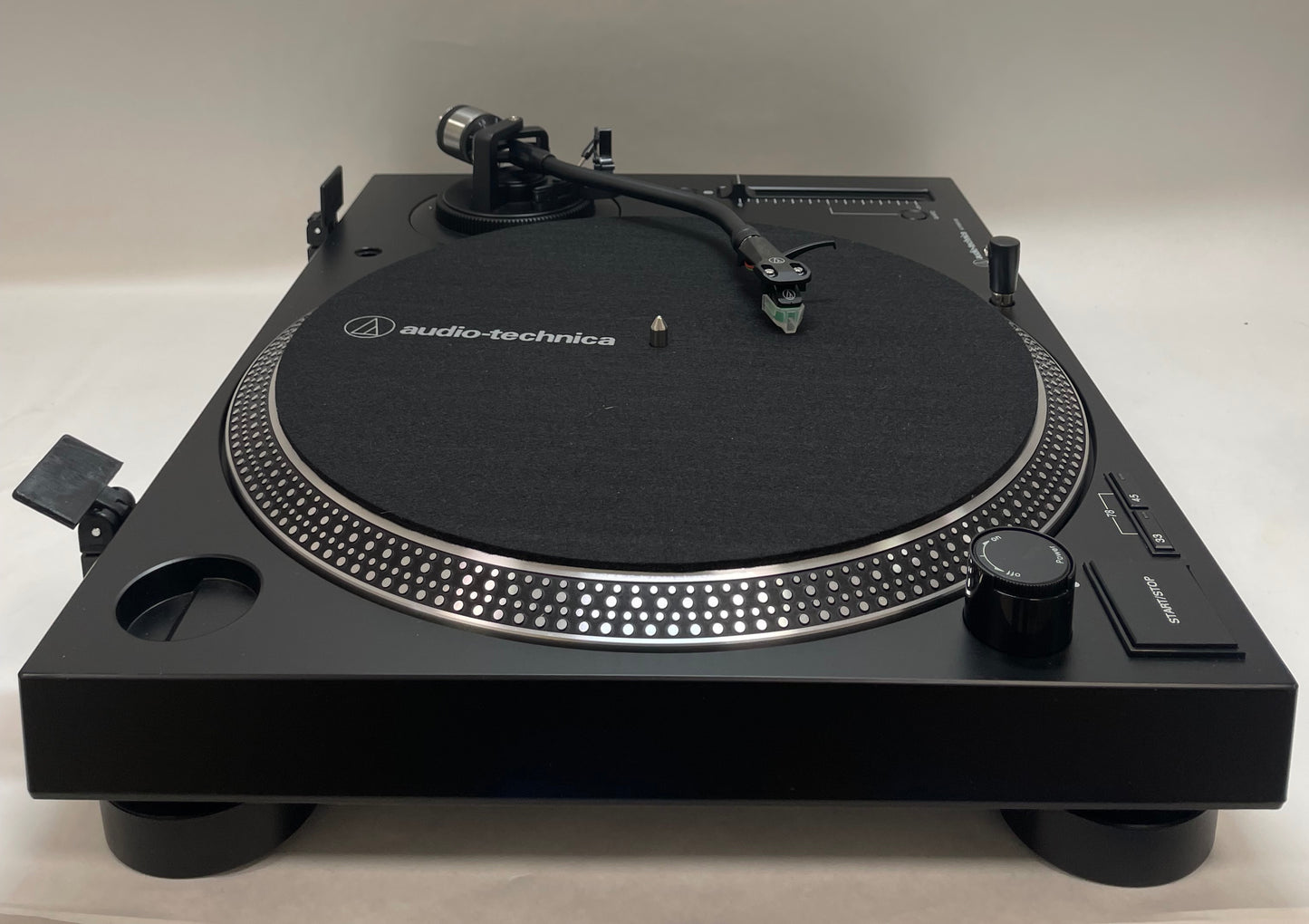 Audio-Technica AT-LP120XBT-USB Direct Drive Stereo Turntable Excellent