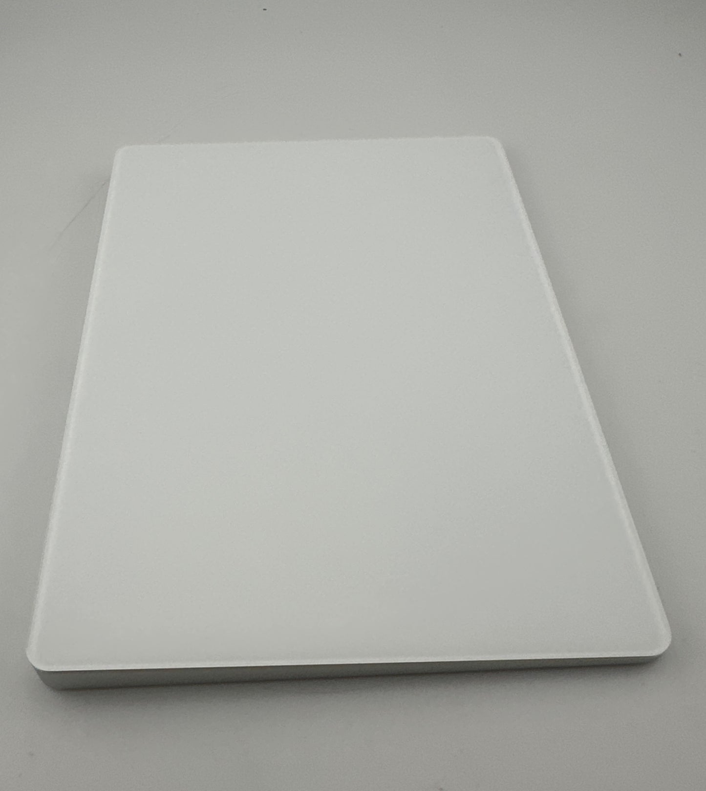 img-hash:069129529594f993bebec9d1354a435397810f35ae73f3309a19a74d71bc4e4a