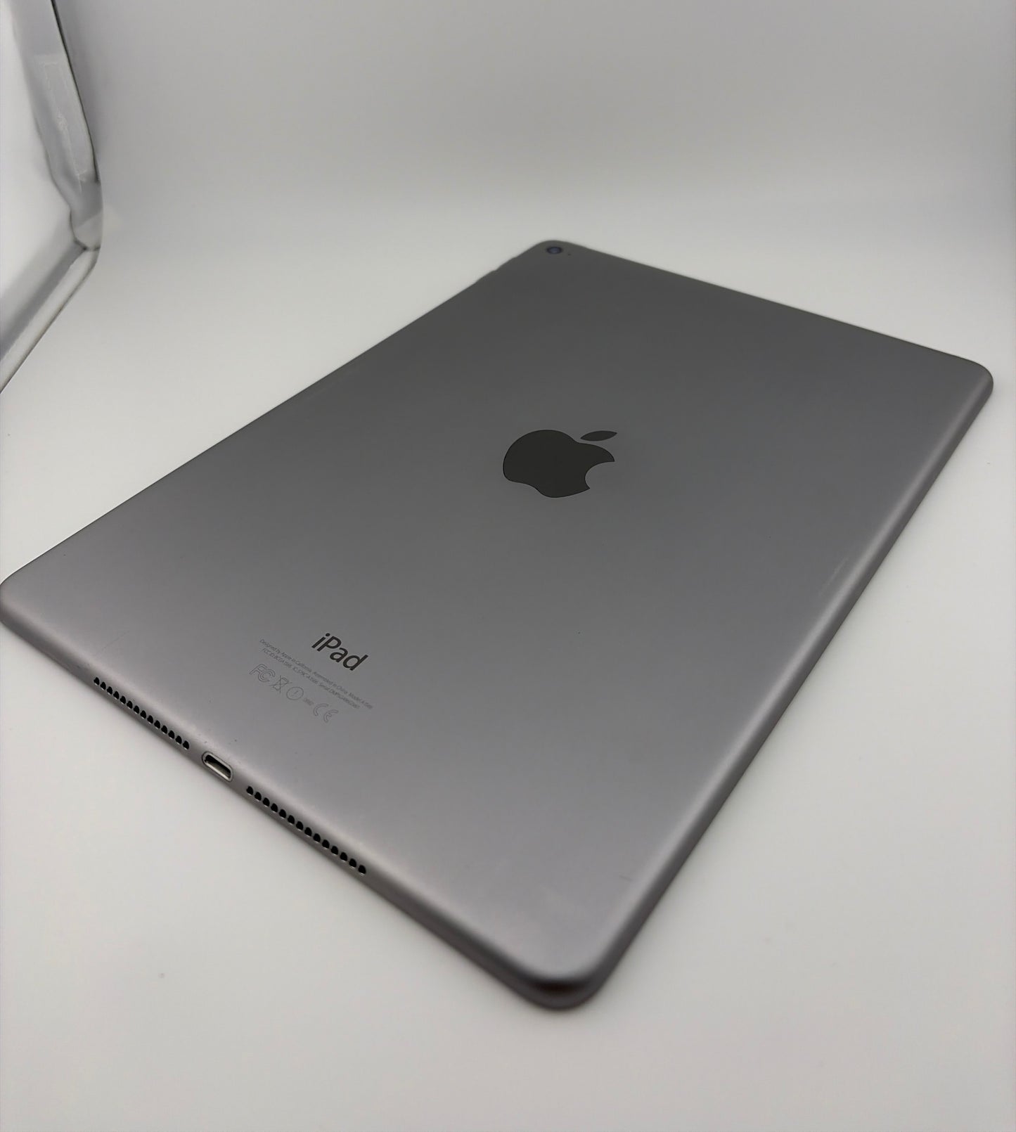 Apple iPad Air 2 128GB Wi-Fi A1566 Space Gray Used