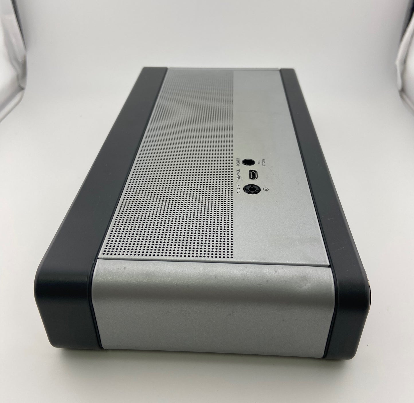 Bose SoundLink Bluetooth Speaker III Silver Gray Used Fair