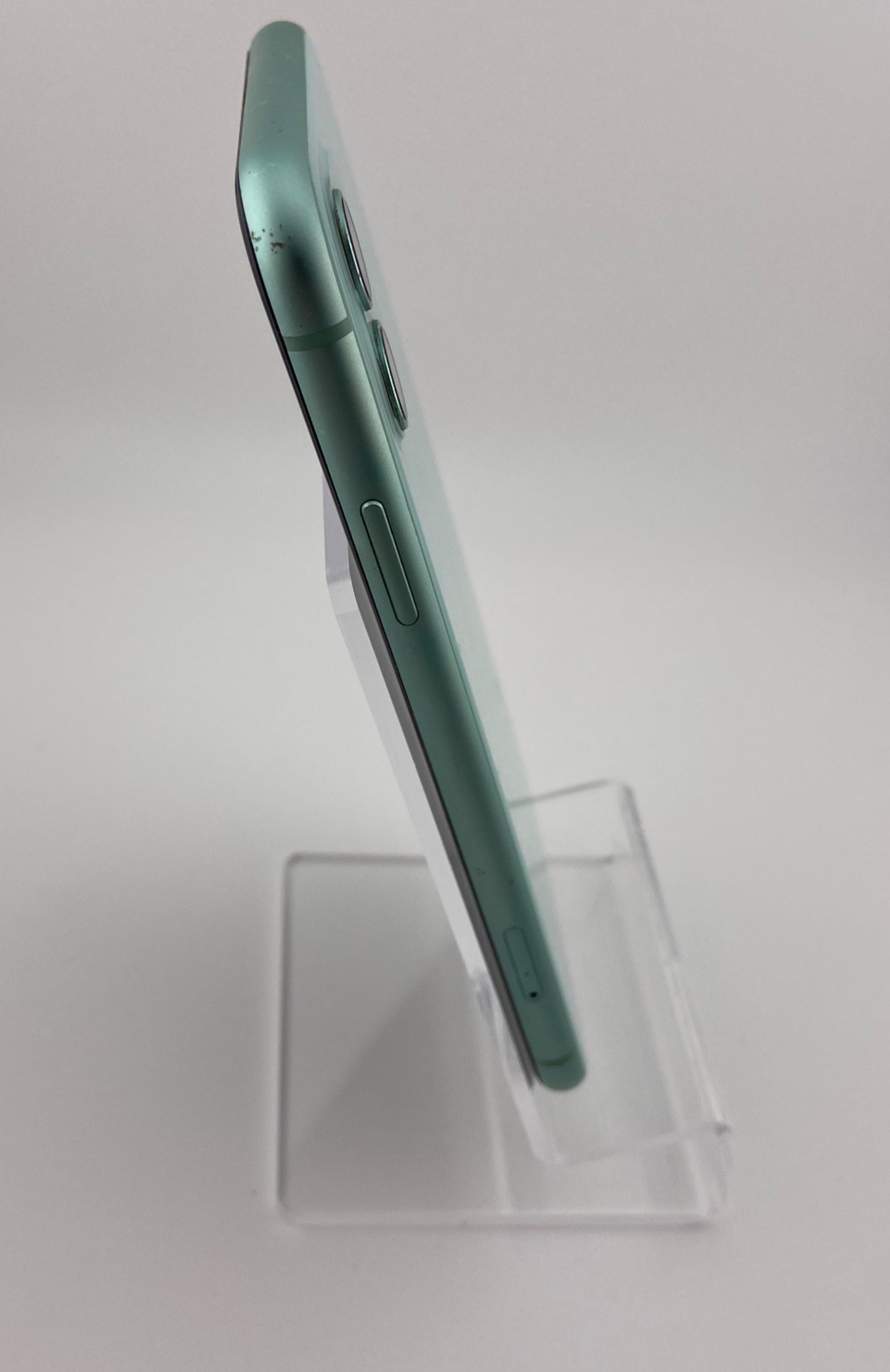 Apple iPhone 11 64GB Unlocked A2111 Green Used