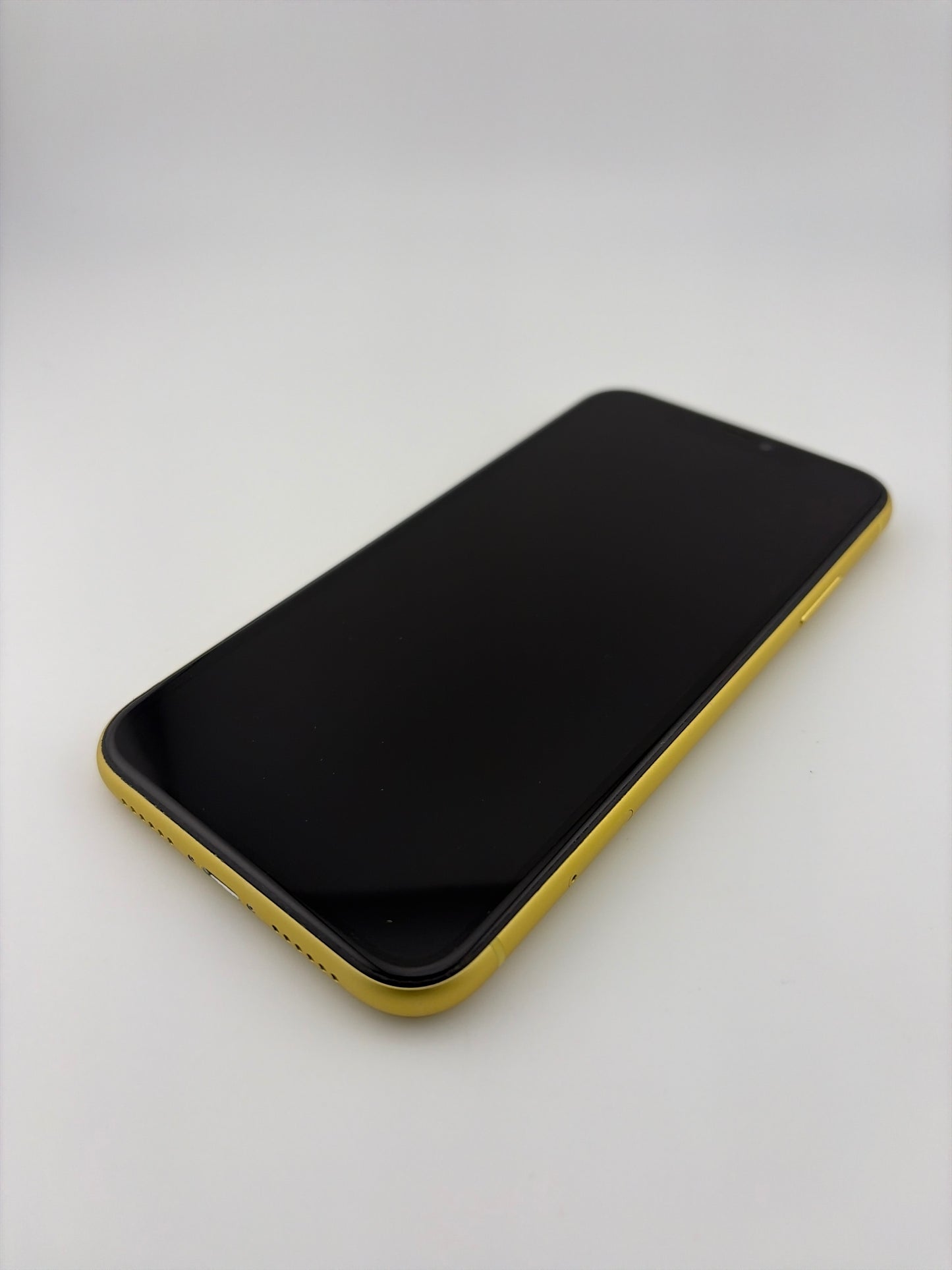 Apple iPhone 11 64GB Unlocked A2111 Yellow Excellent