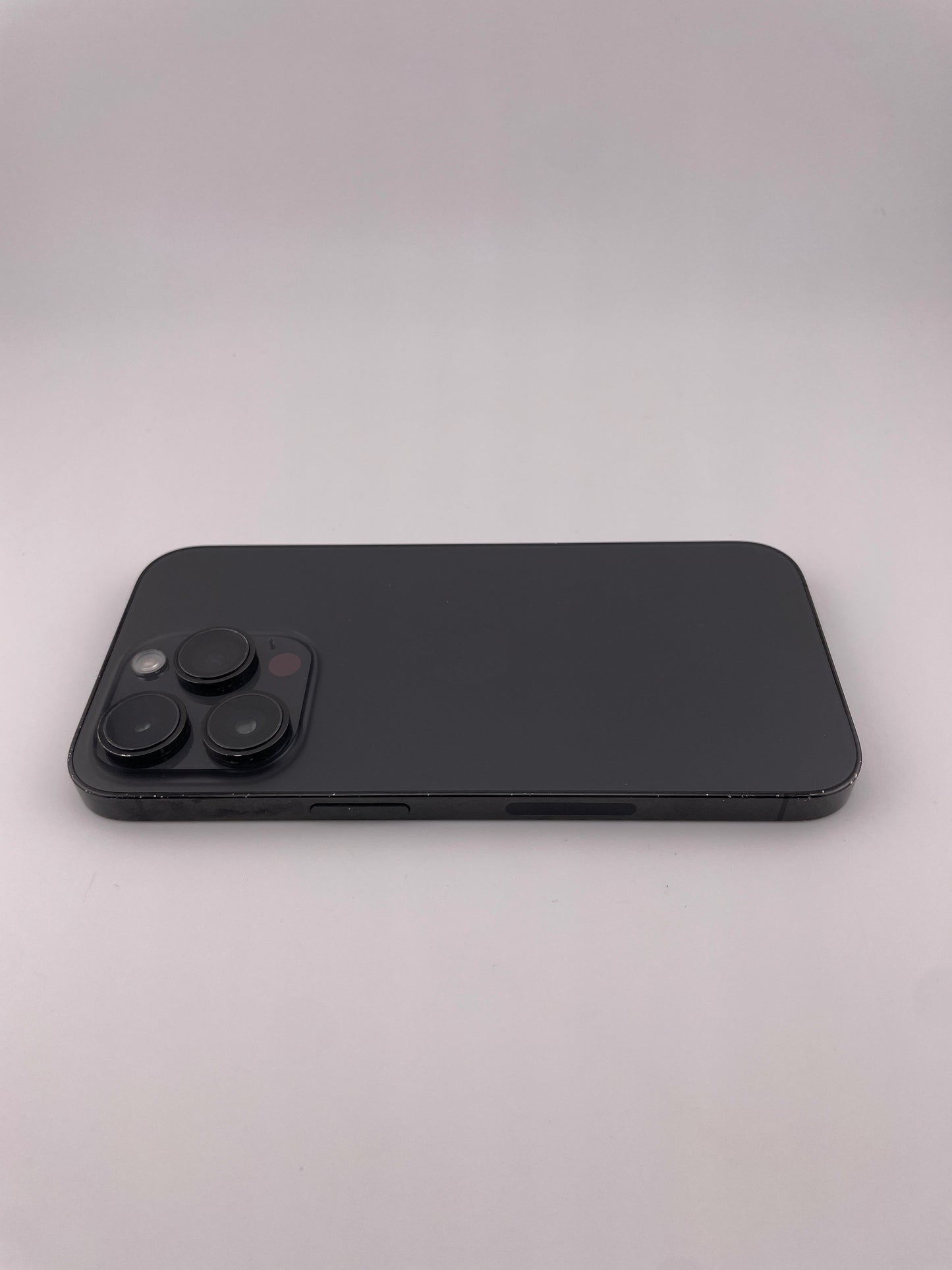 Apple iPhone 14 Pro 256GB Unlocked Space Black A2650 Used