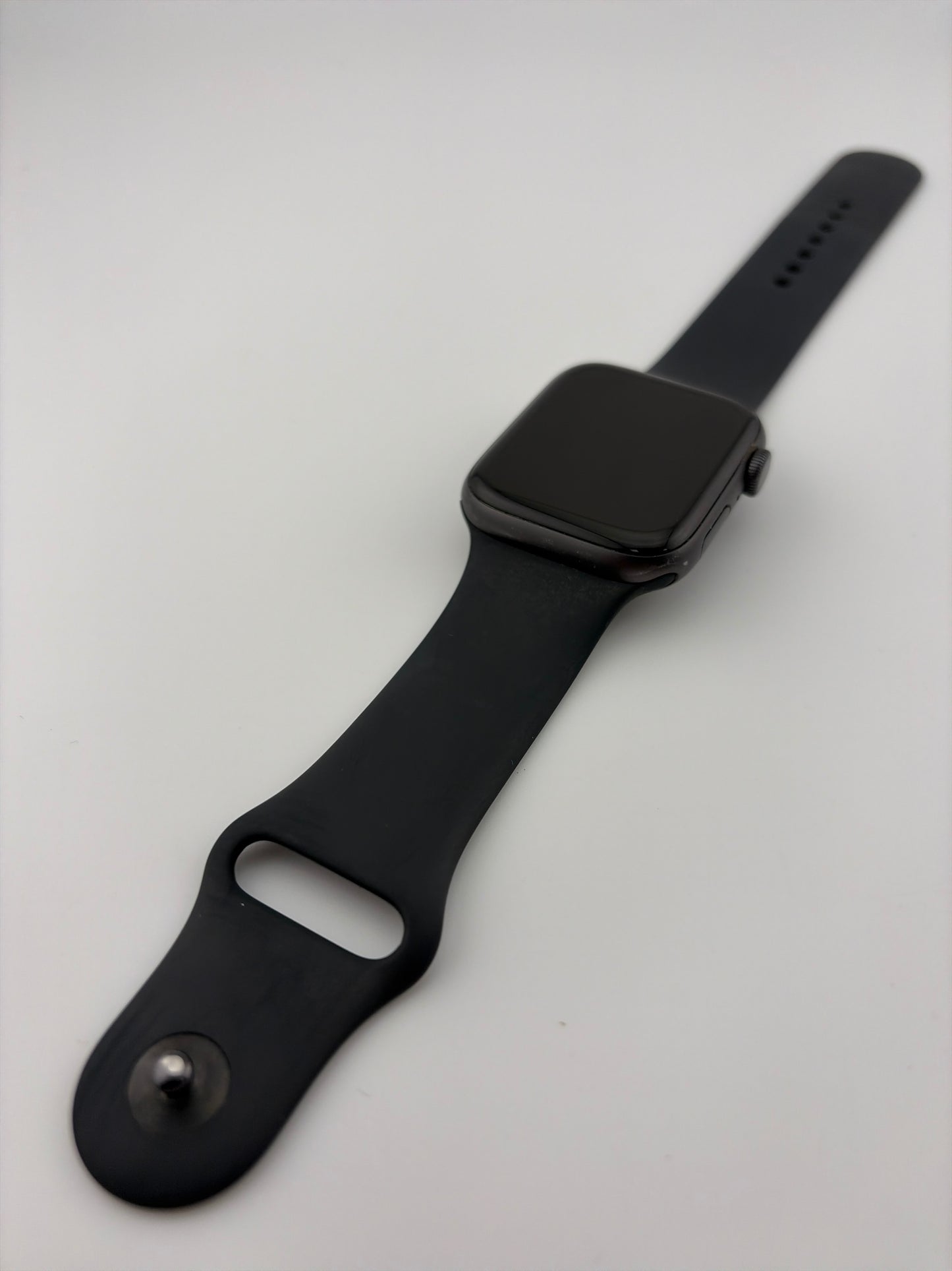 Apple Watch Series 5 44mm Space Gray Aluminum Case with Sport Band GPS Only Space Gray  Good