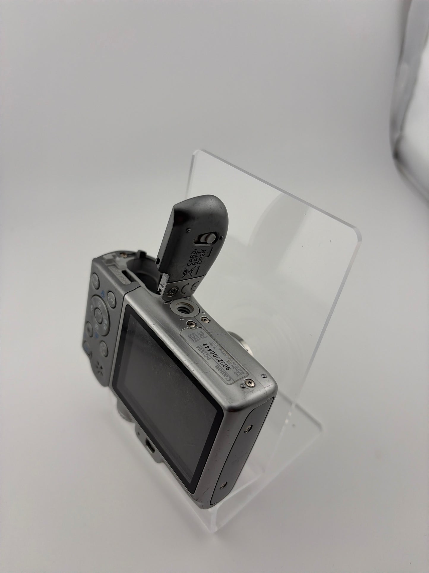 Canon PowerShot A1100 IS Silver A1100 Broken