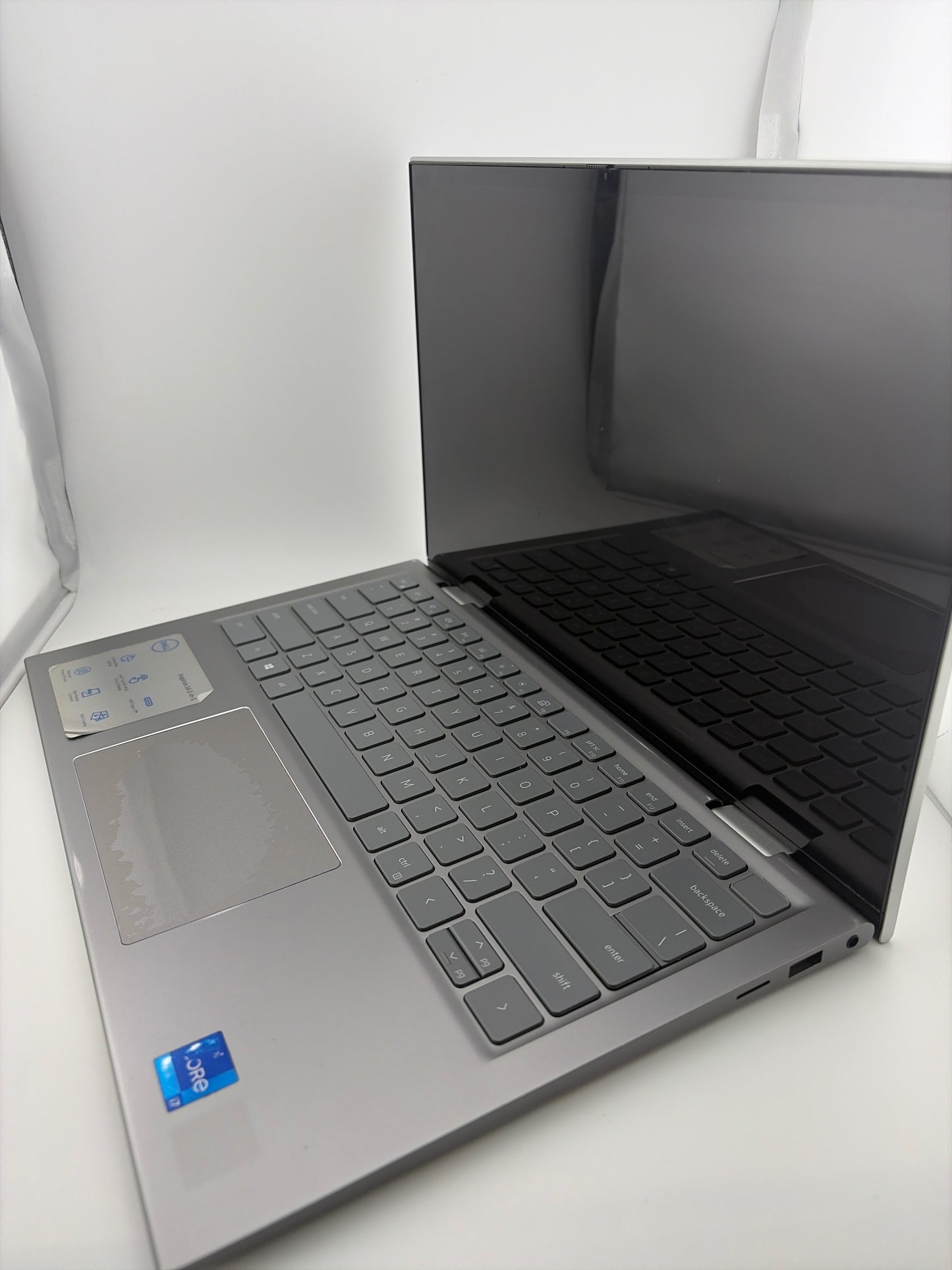 Dell Inspiron 14 5410 Intel i7-1165G7 16GB RAM 512GB SSD Silver Defective Keyboard