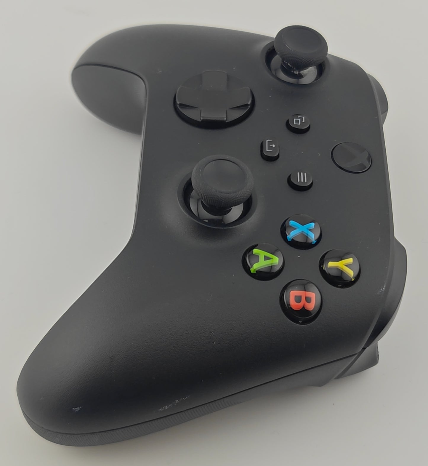 Xbox Wireless Controller for Xbox Series X Carbon Black Good with Rechargeable Battery