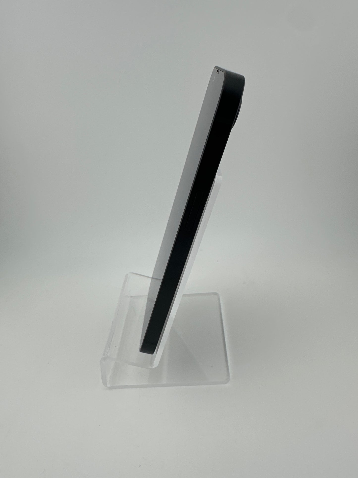 img-hash:e17227d574a74a43244a44beac67a17d4bd221f7241d58c554cf83e62ac56af7