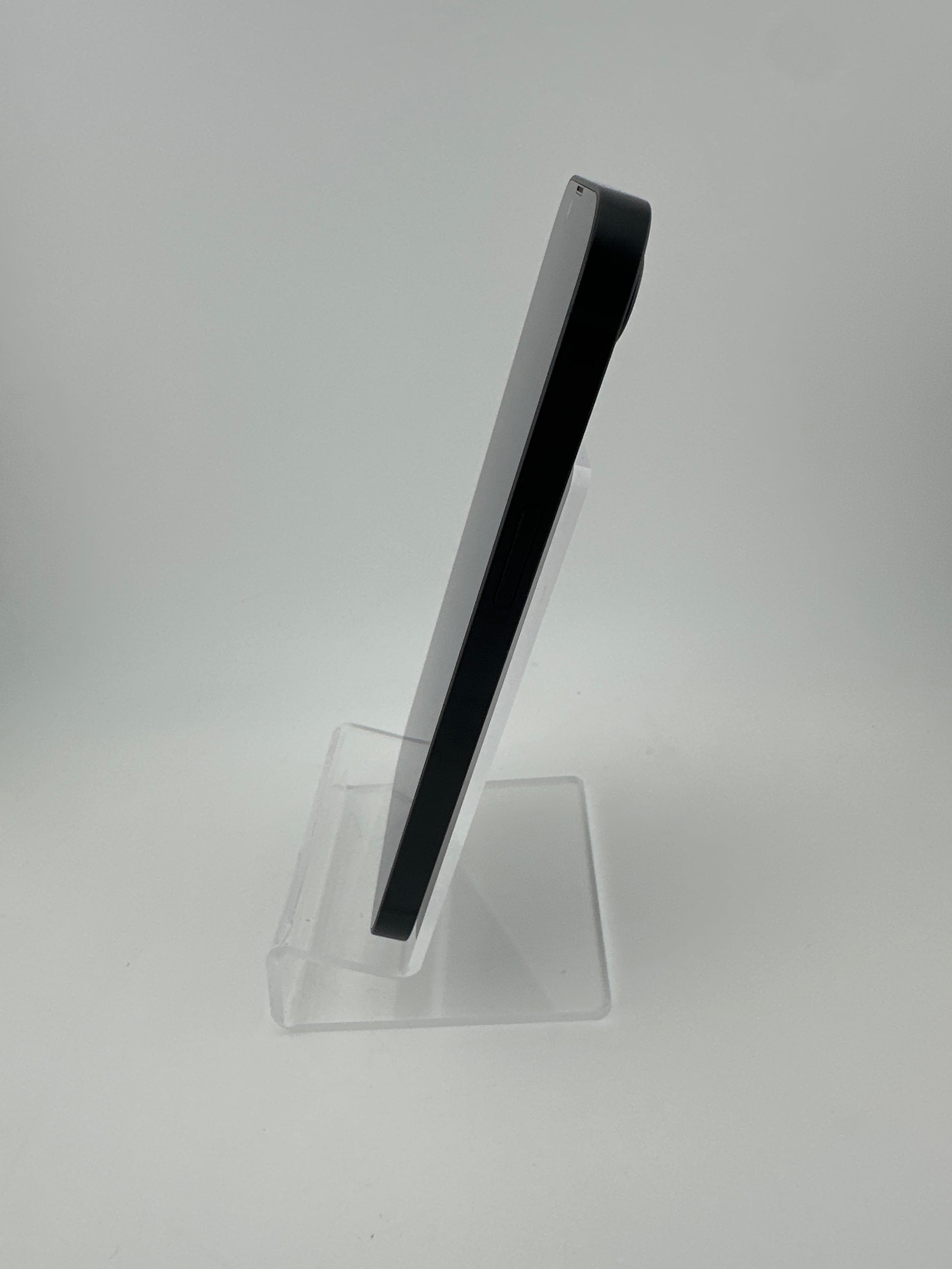 img-hash:e17227d574a74a43244a44beac67a17d4bd221f7241d58c554cf83e62ac56af7