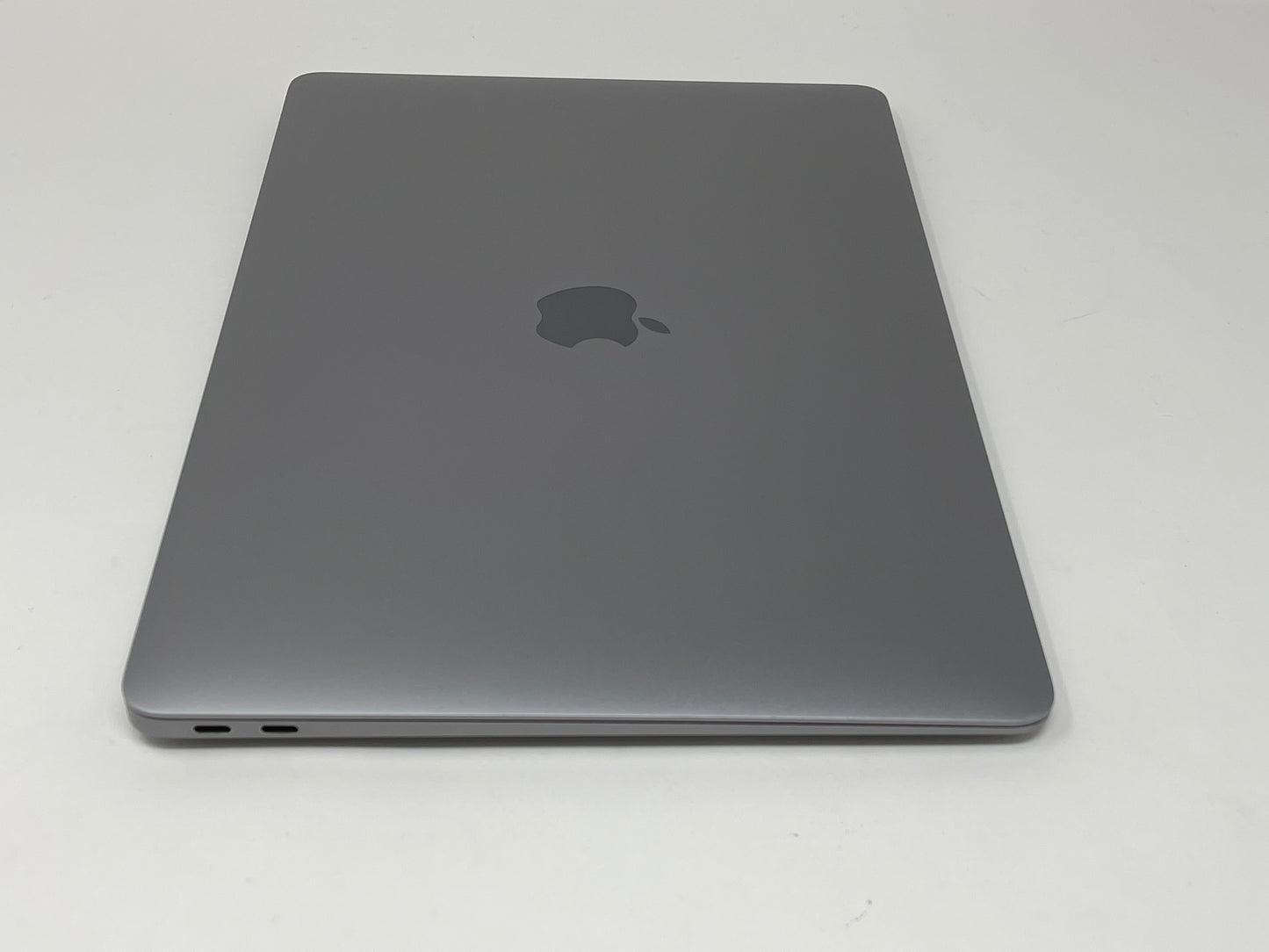 Apple Macbook Air M1 Chip 7-Core 13in 256GB SSD 16GB RAM A2337 2020 Space Gray