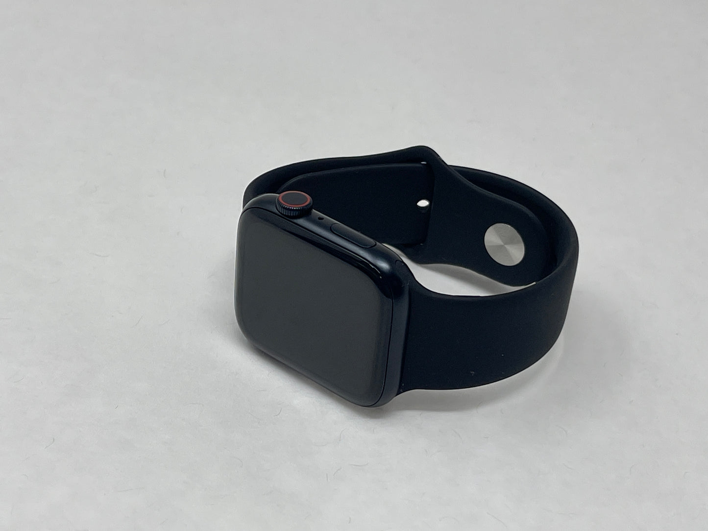 Apple Watch SE 2nd Gen 44mm Midnight Aluminum Case with Black Sport Band A2723 GPS Only